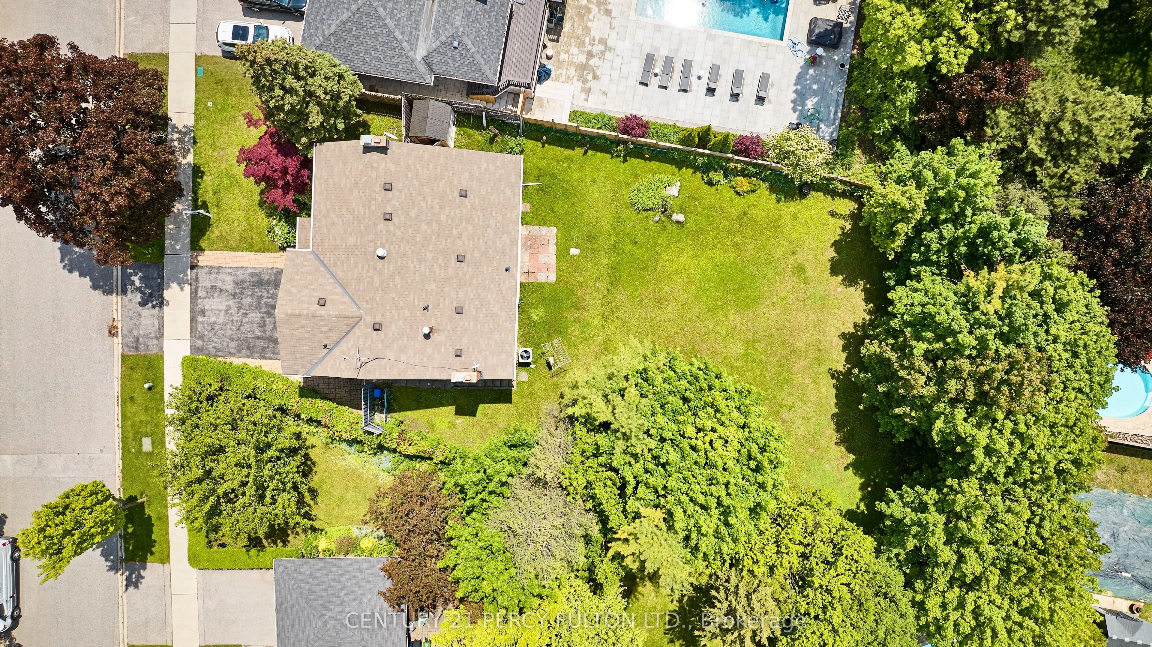 40 Farmview Crescent