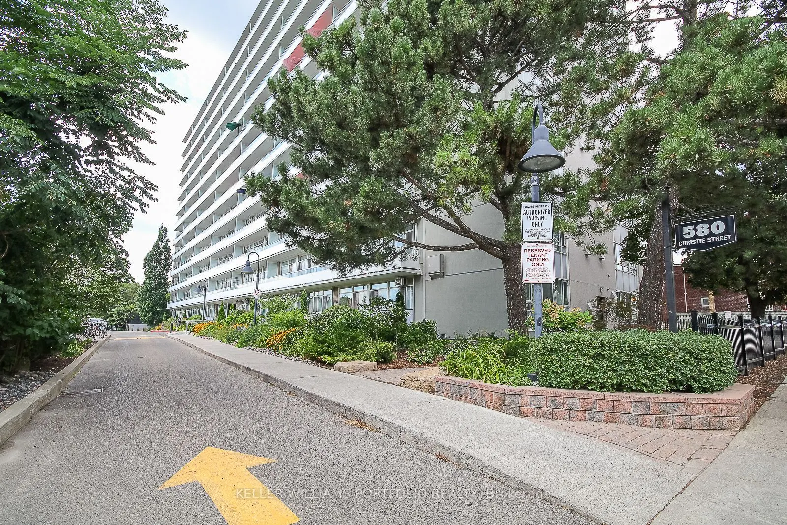 580 Christie Street, #206