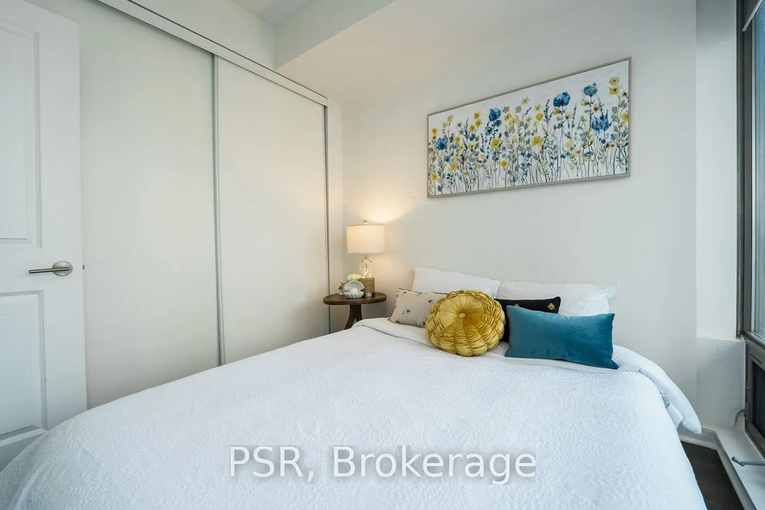 18 Yorkville Avenue, #2103