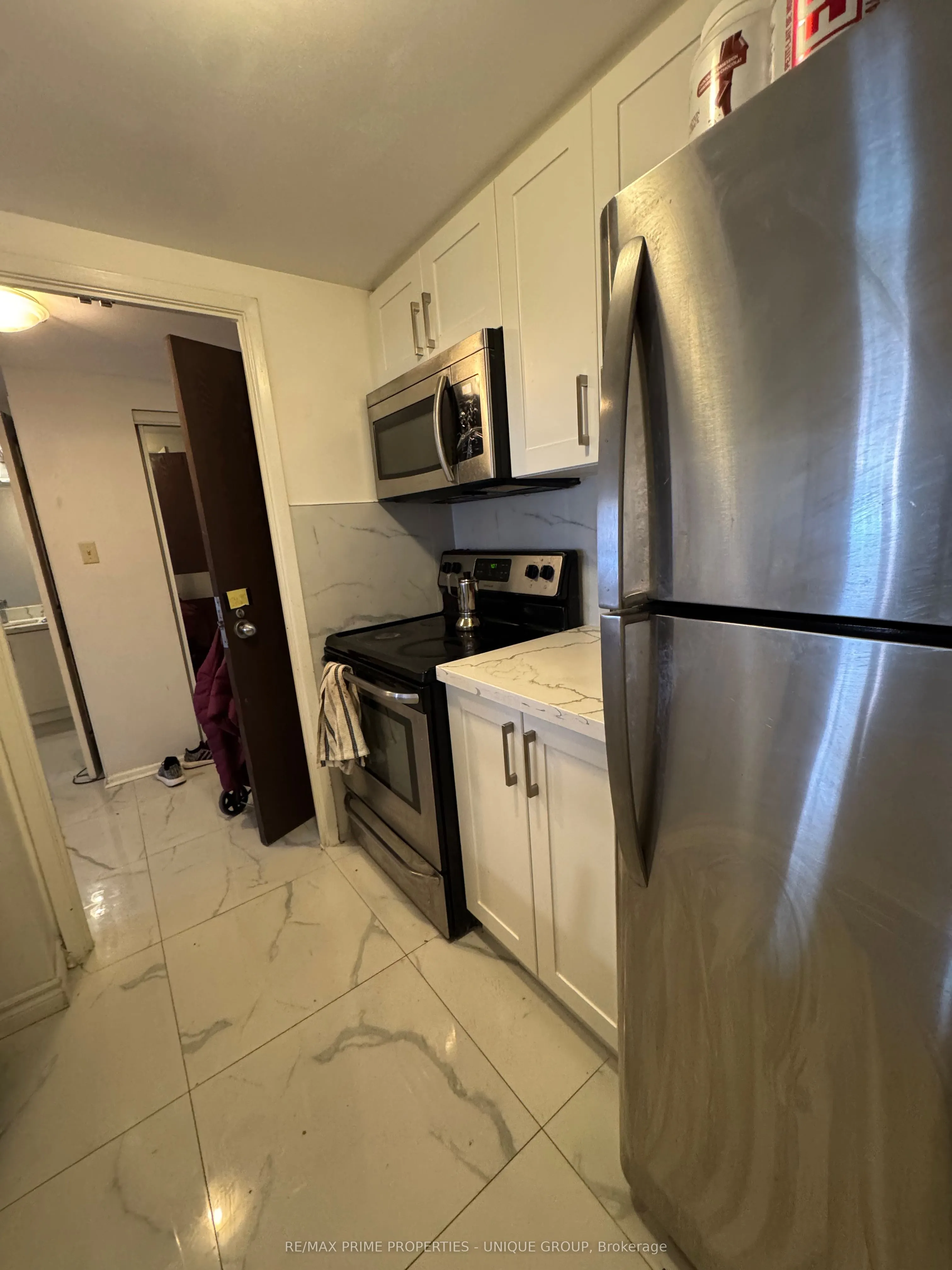 717 Bay Street, #1206