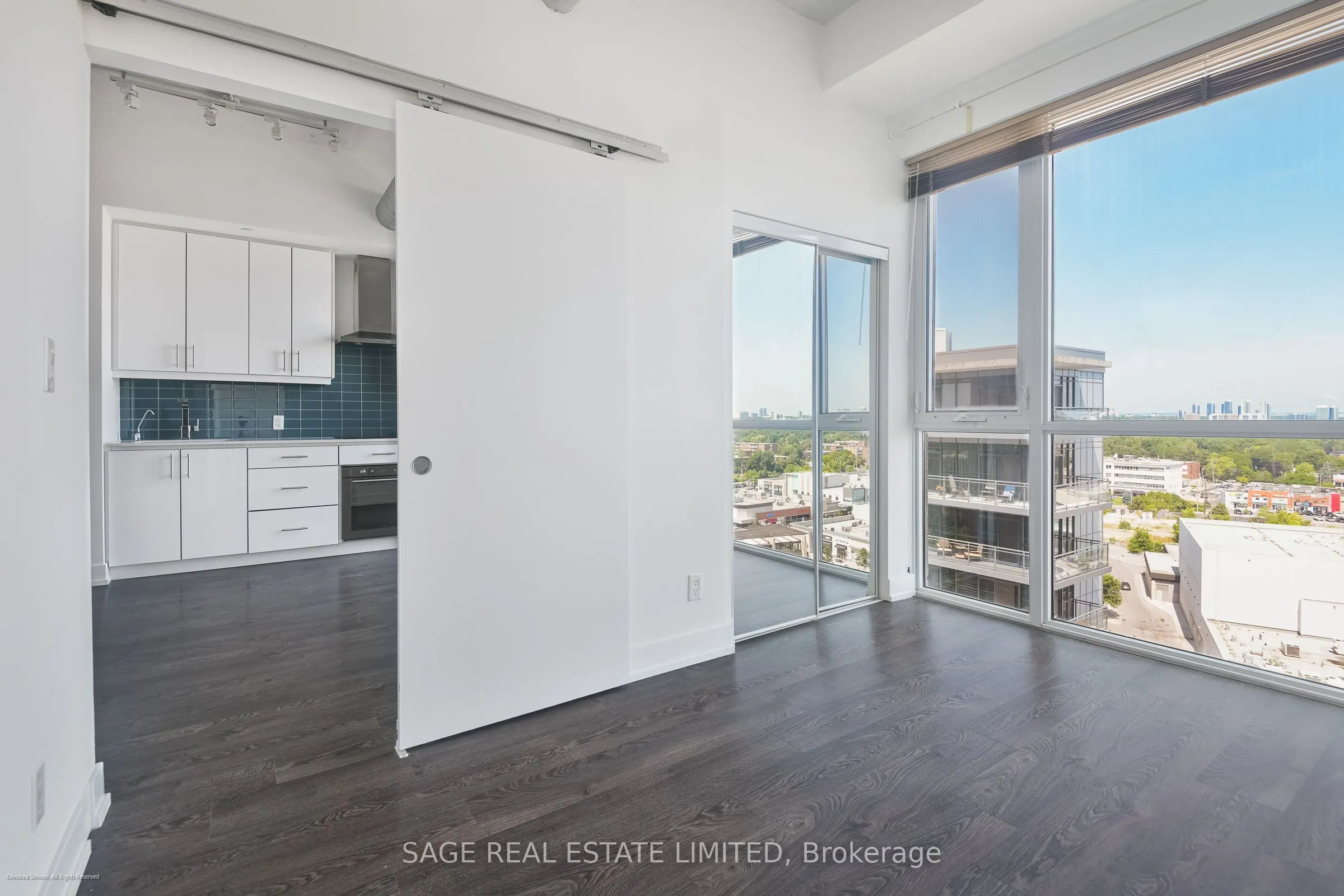 75 The Donway W, #1102