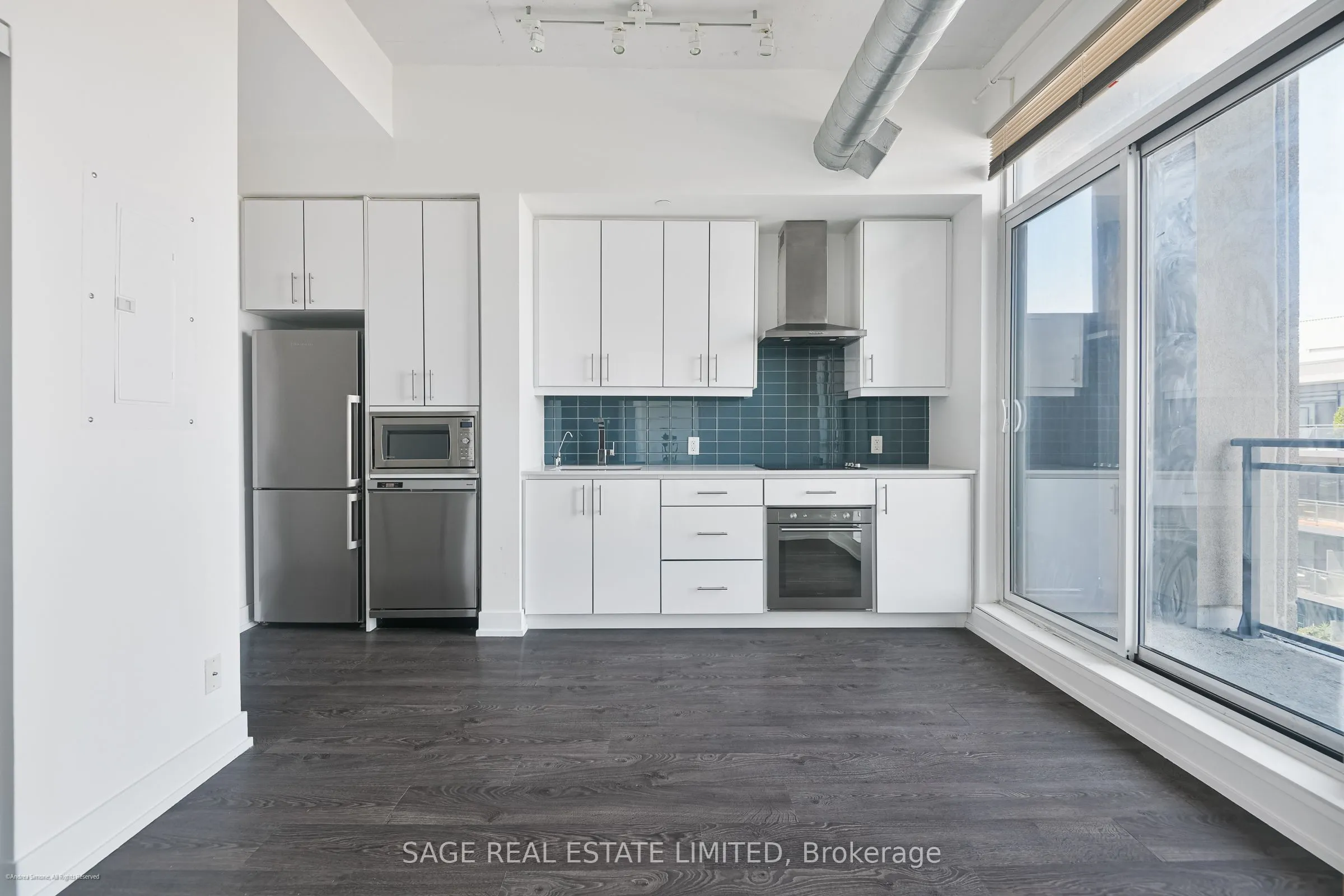 75 The Donway W, #1102