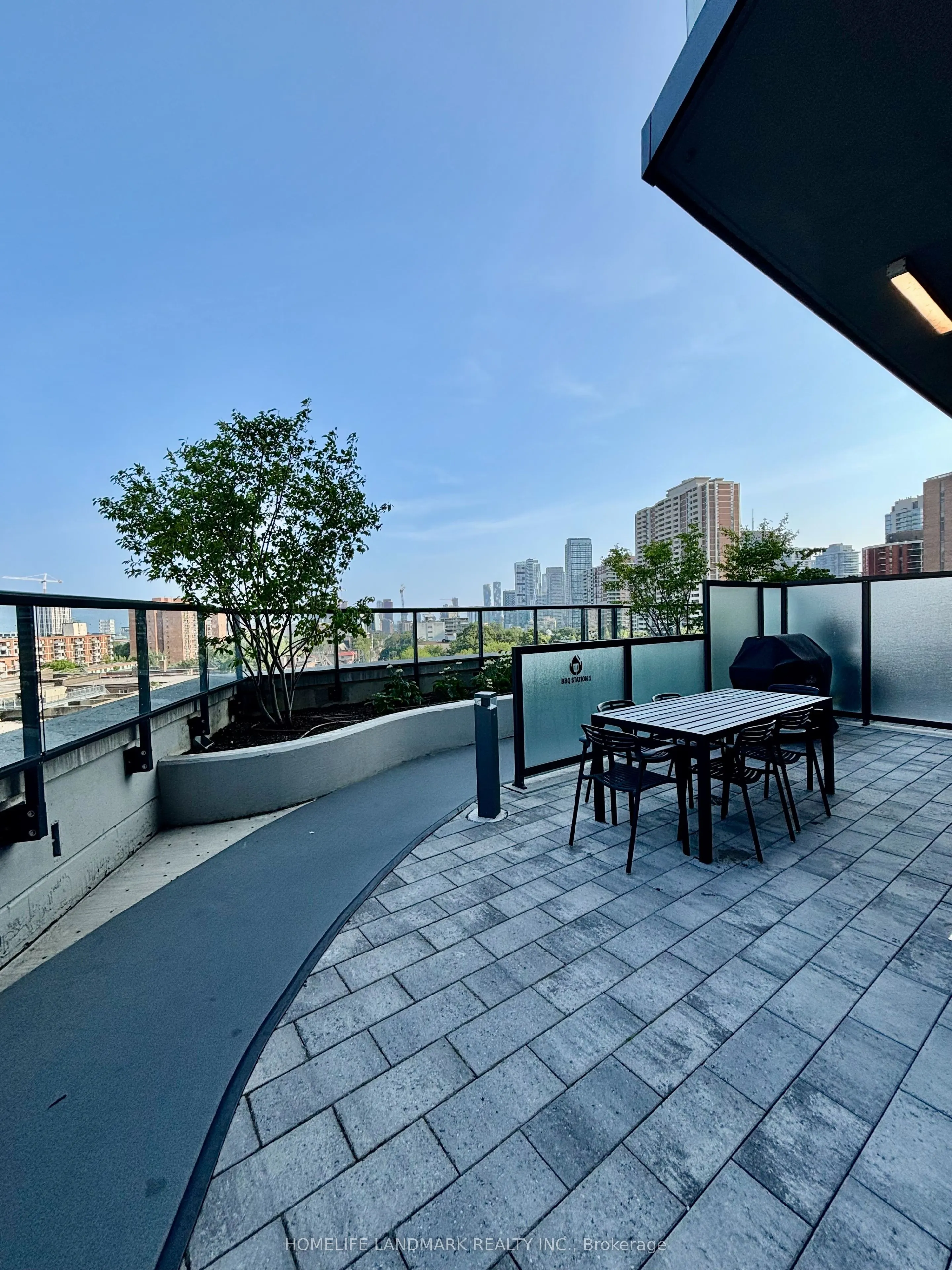 159 Wellesley Street E, #602