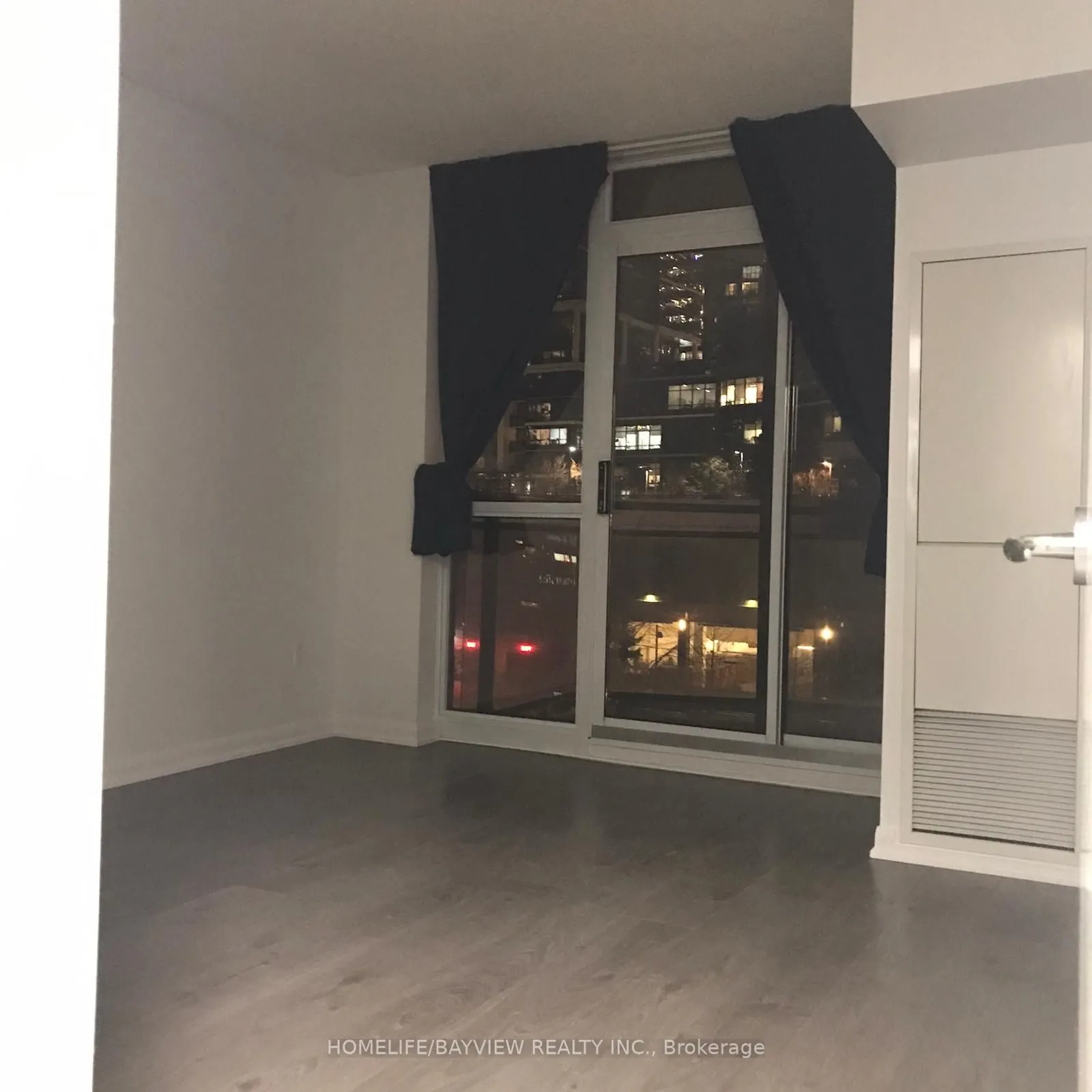 33 Sheppard Avenue E, #406