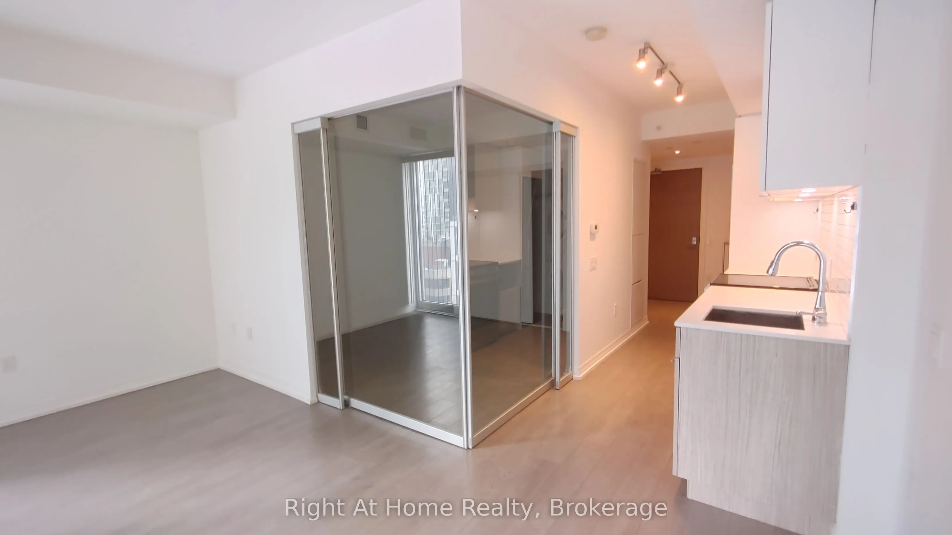 251 Jarvis Street, #1818
