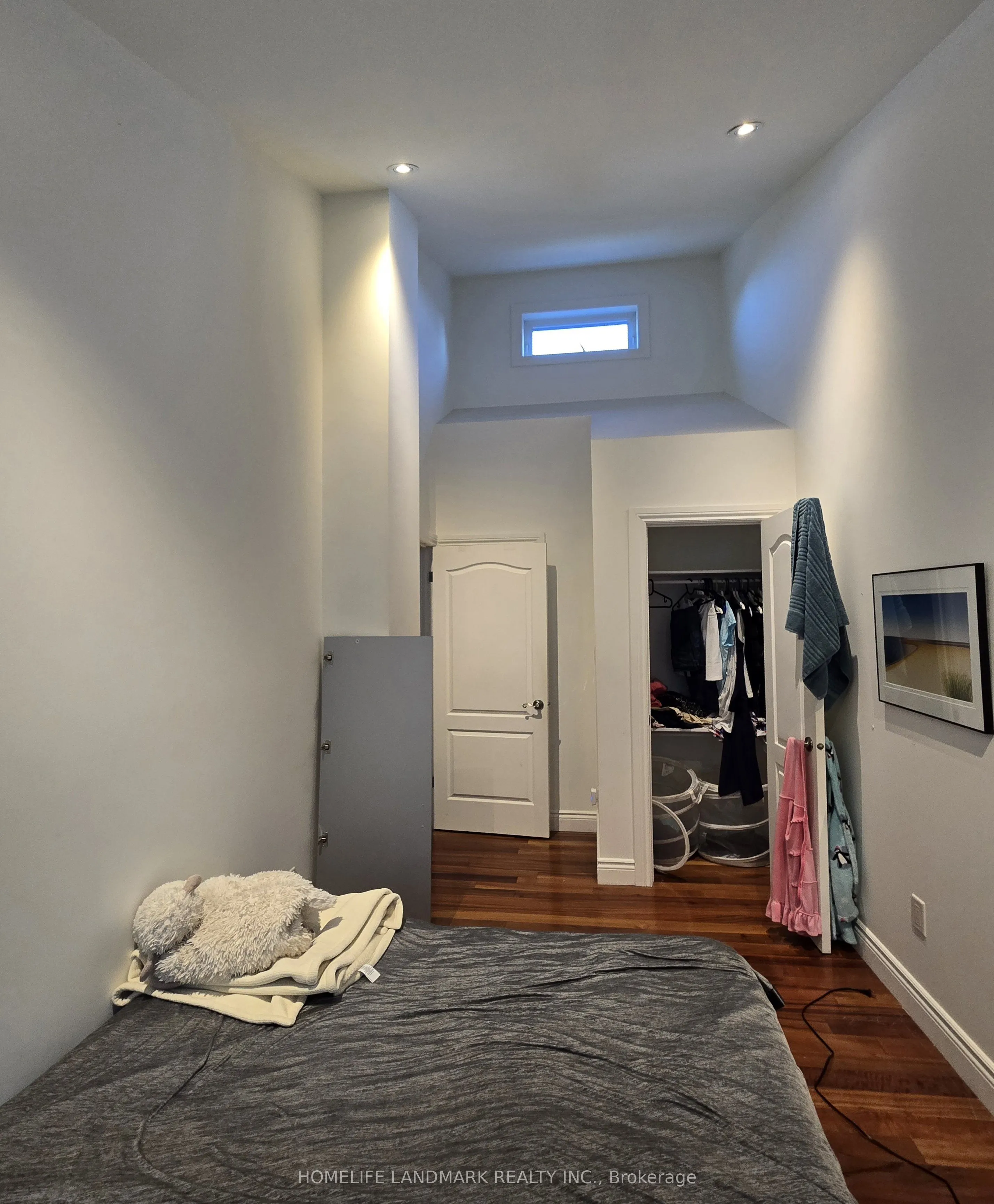 110 Lawrence Avenue W