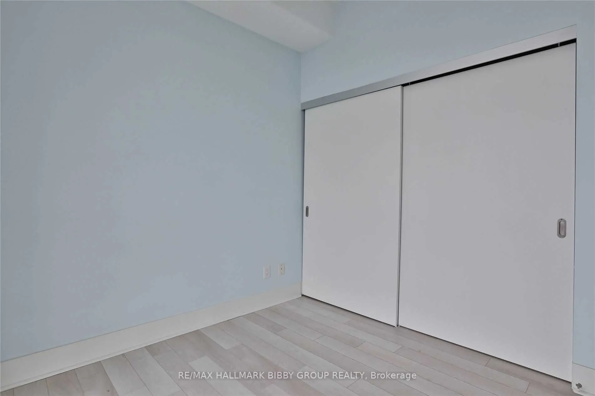 32 Davenport Road, #2102