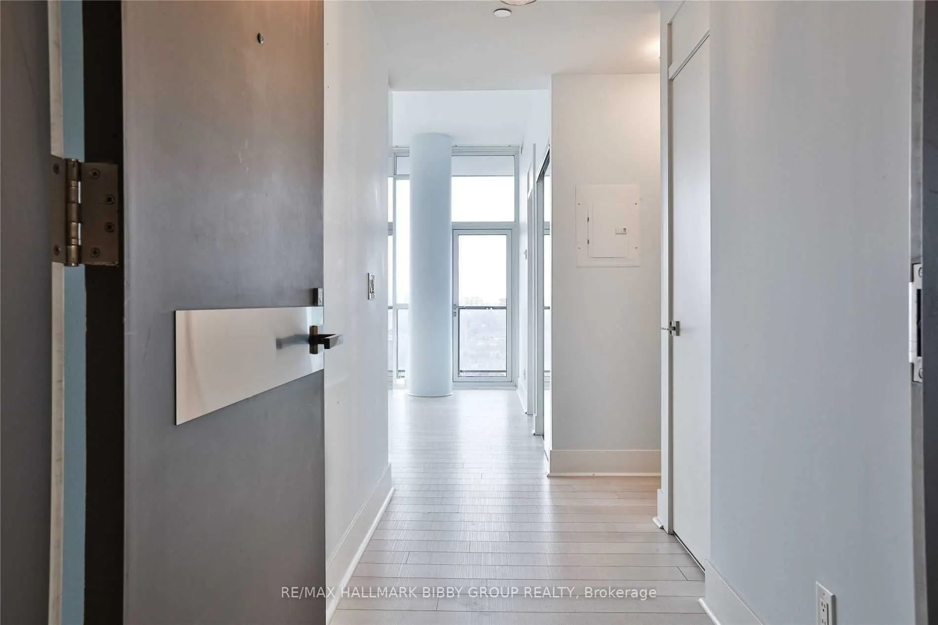 32 Davenport Road, #2102