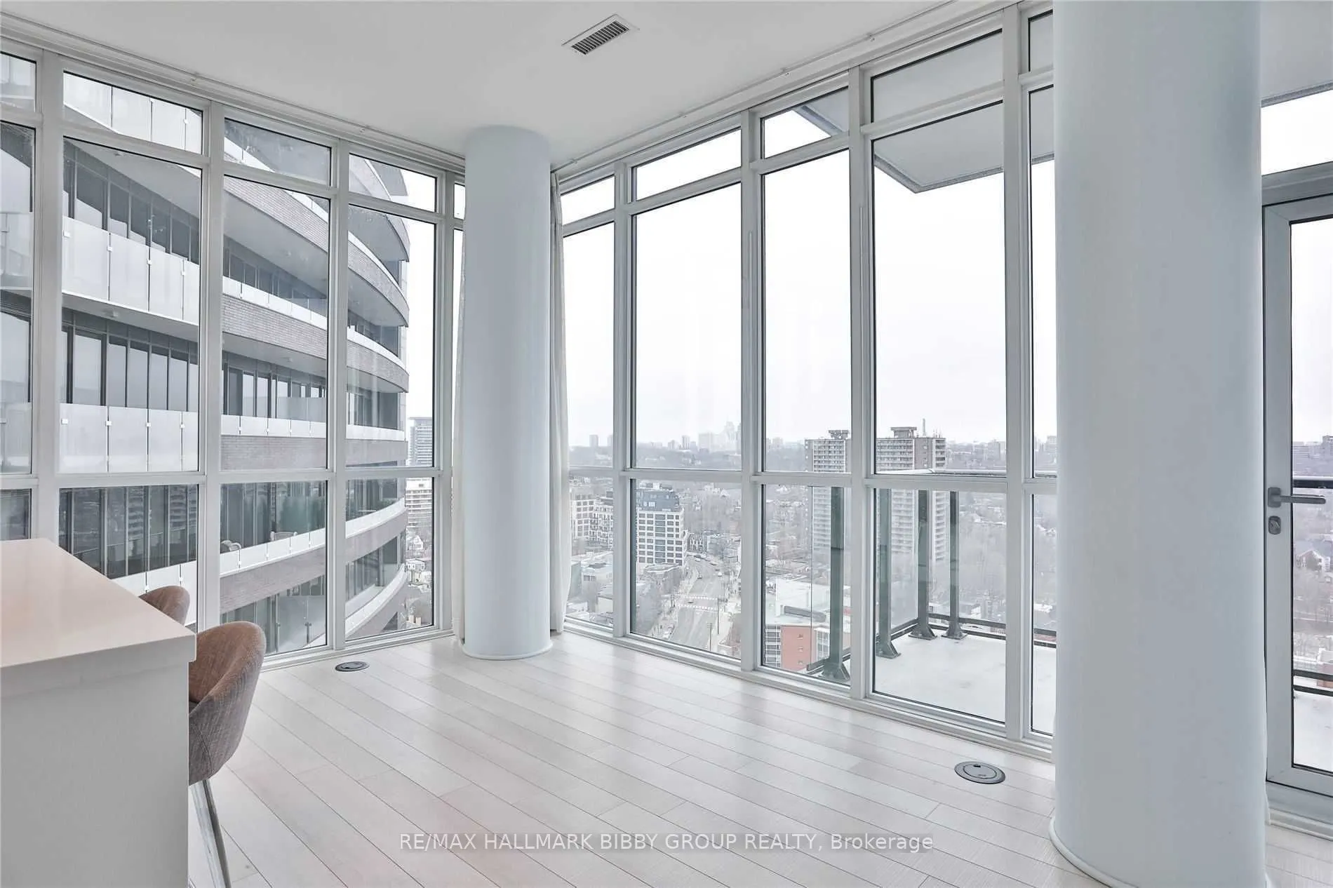 32 Davenport Road, #2102