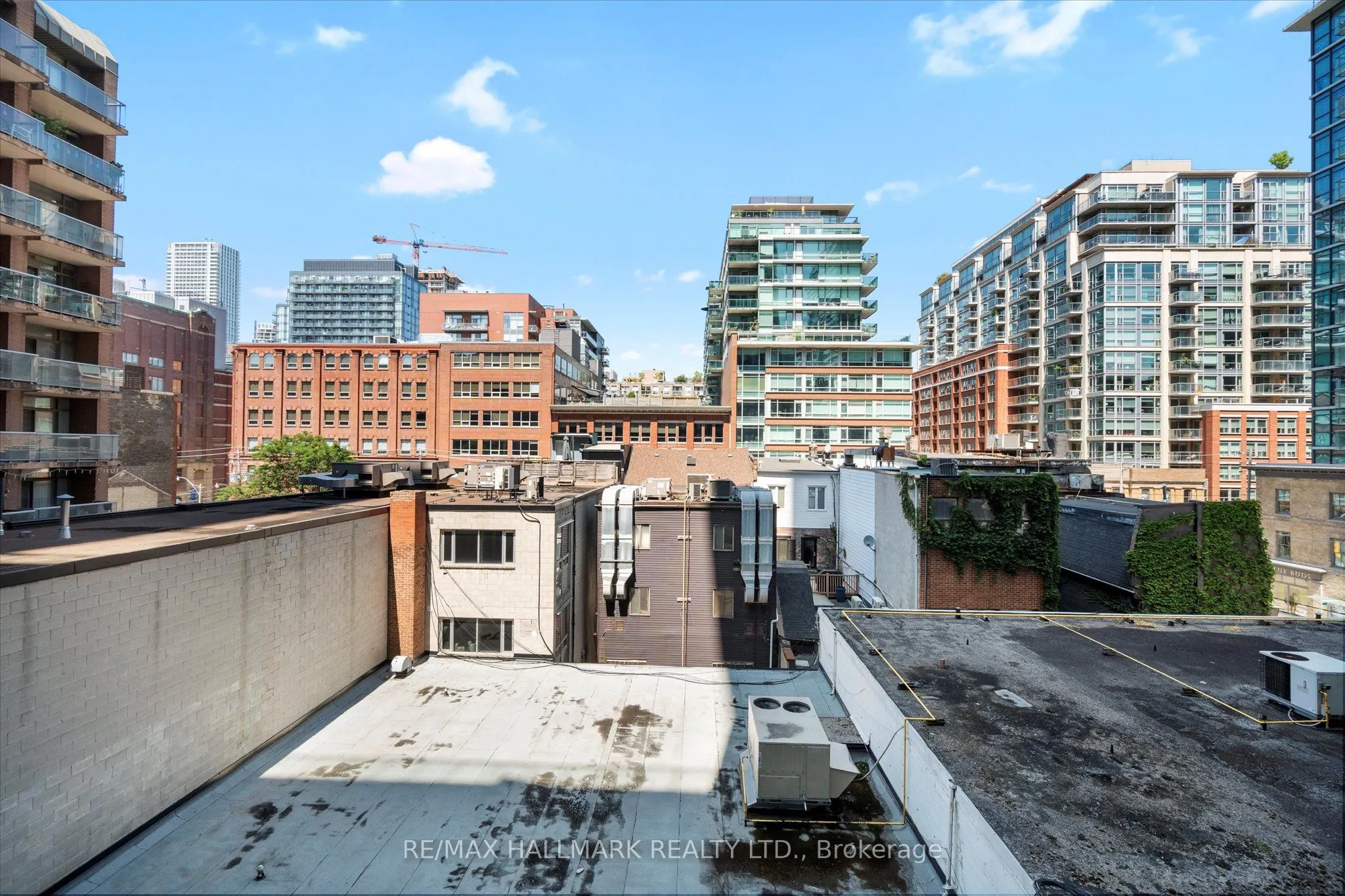 158 Front Street E, #413