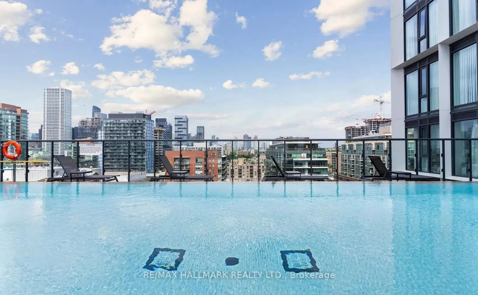 158 Front Street E, #413