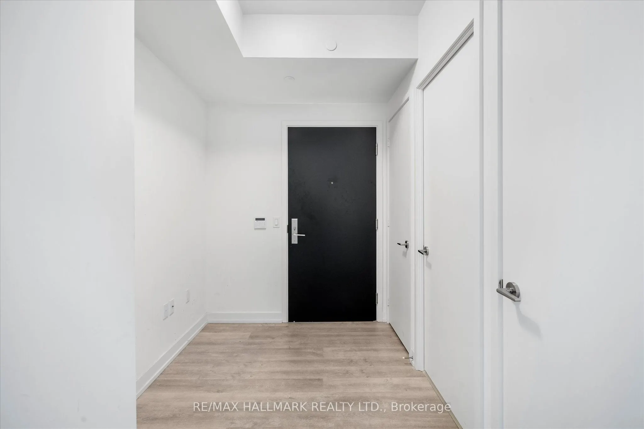 158 Front Street E, #413