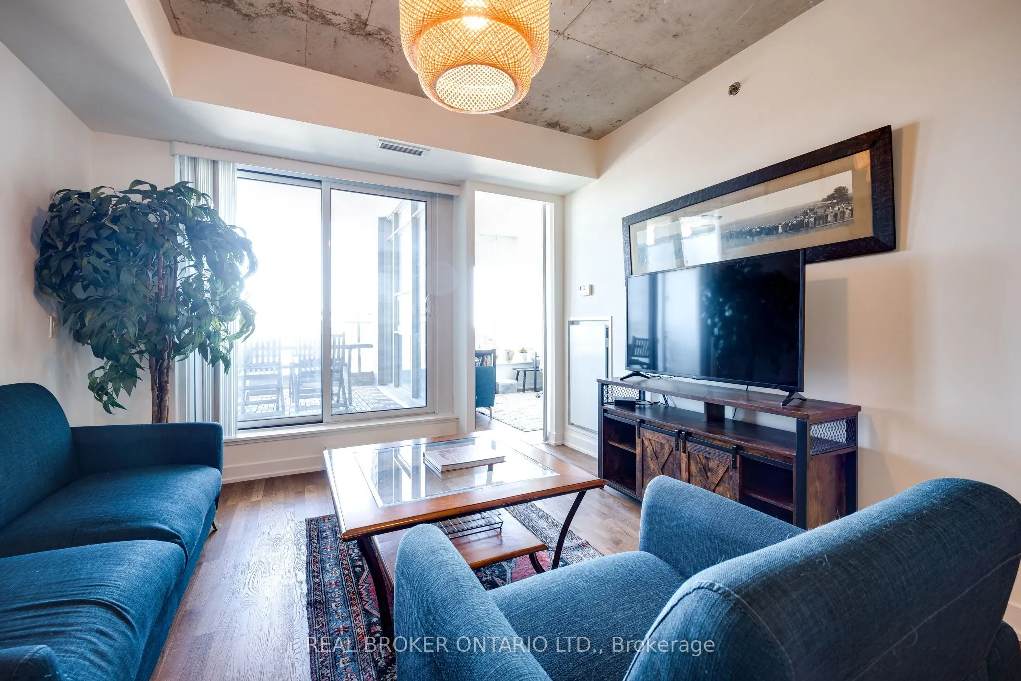 20 Minowan Miikan Lane, #914