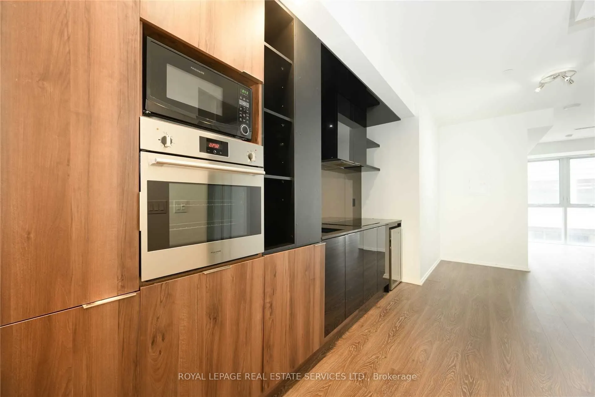 70 Temperance Street, #315