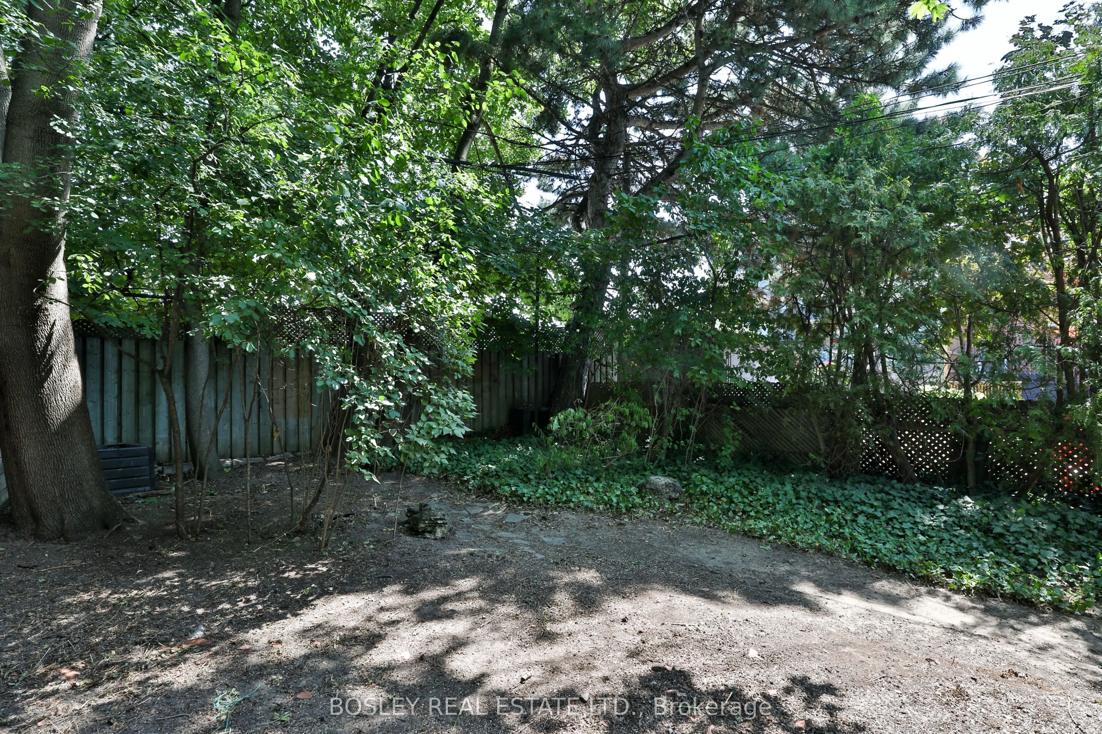 15 Whitewood Road