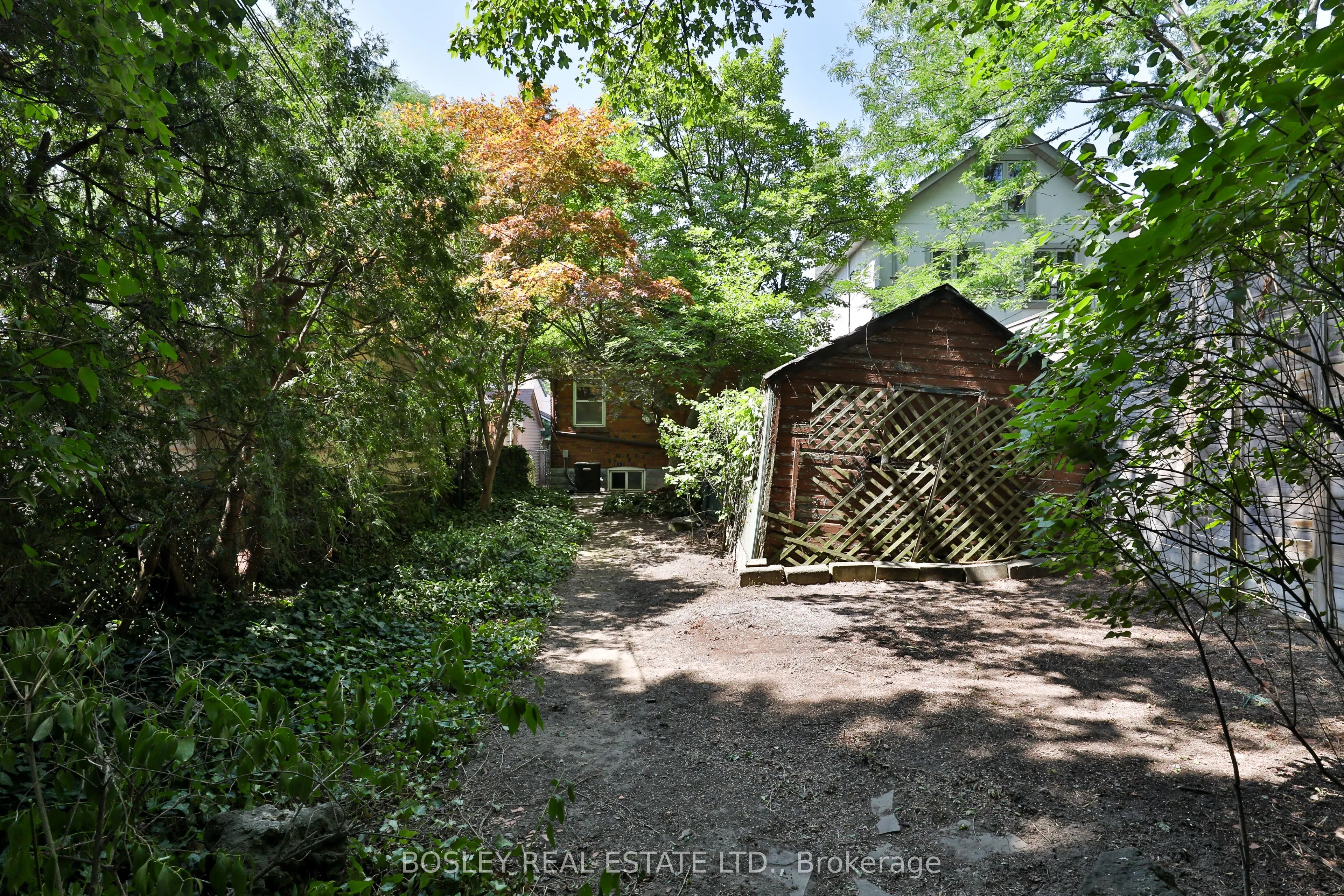 15 Whitewood Road