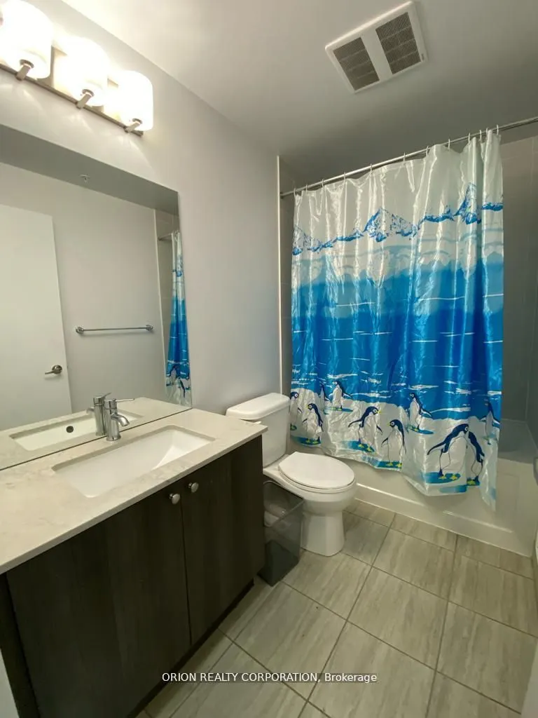 7 Kenaston Gardens, #820
