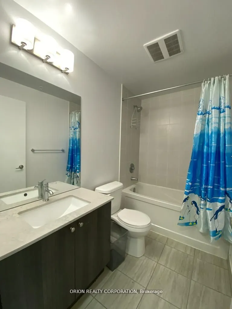 7 Kenaston Gardens, #820