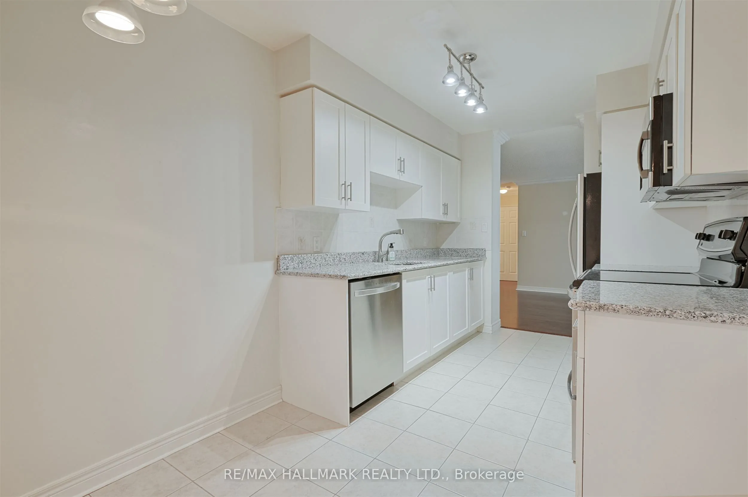 35 Merton Street, #511