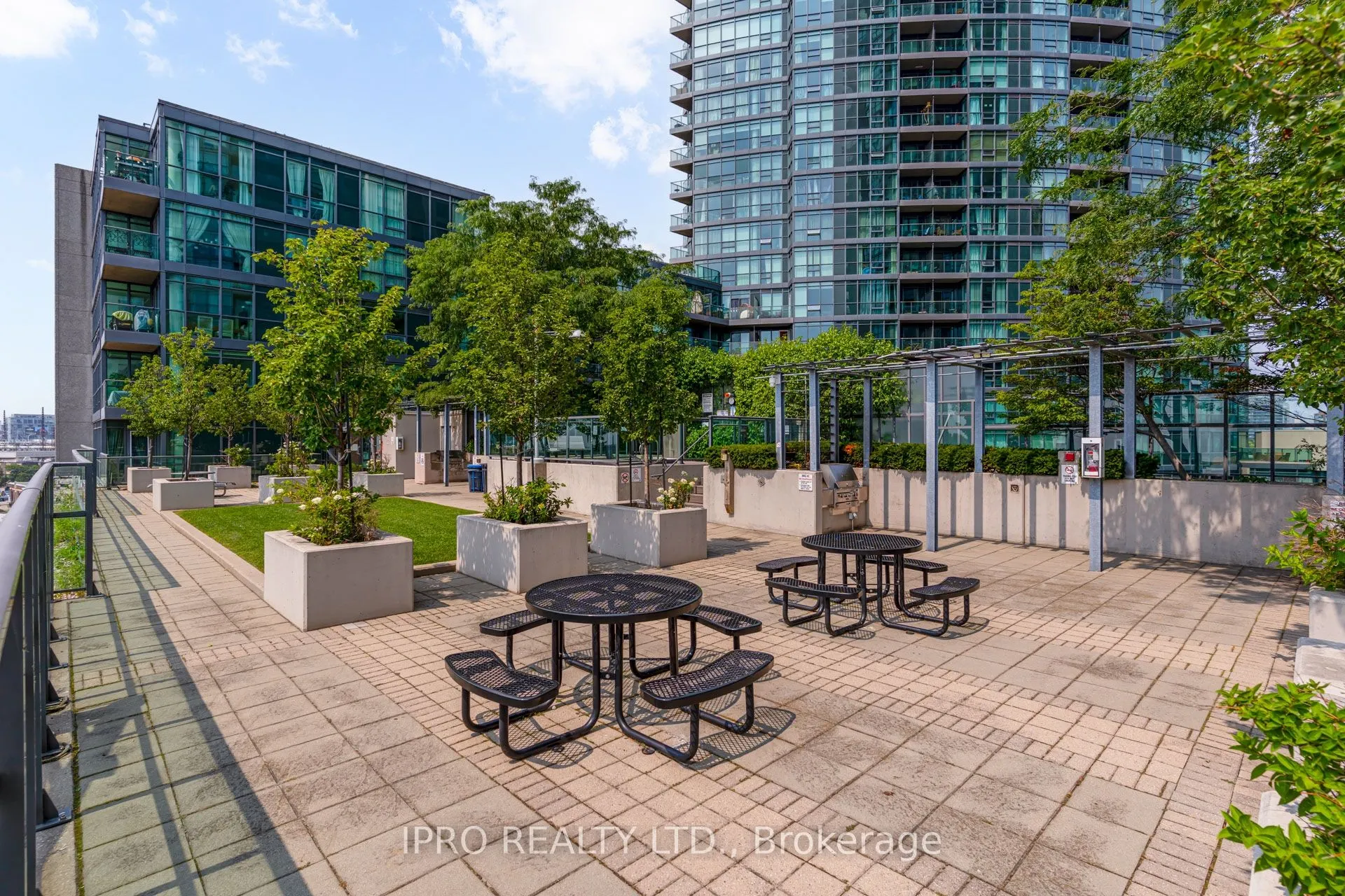 219 Fort York Boulevard, #1407
