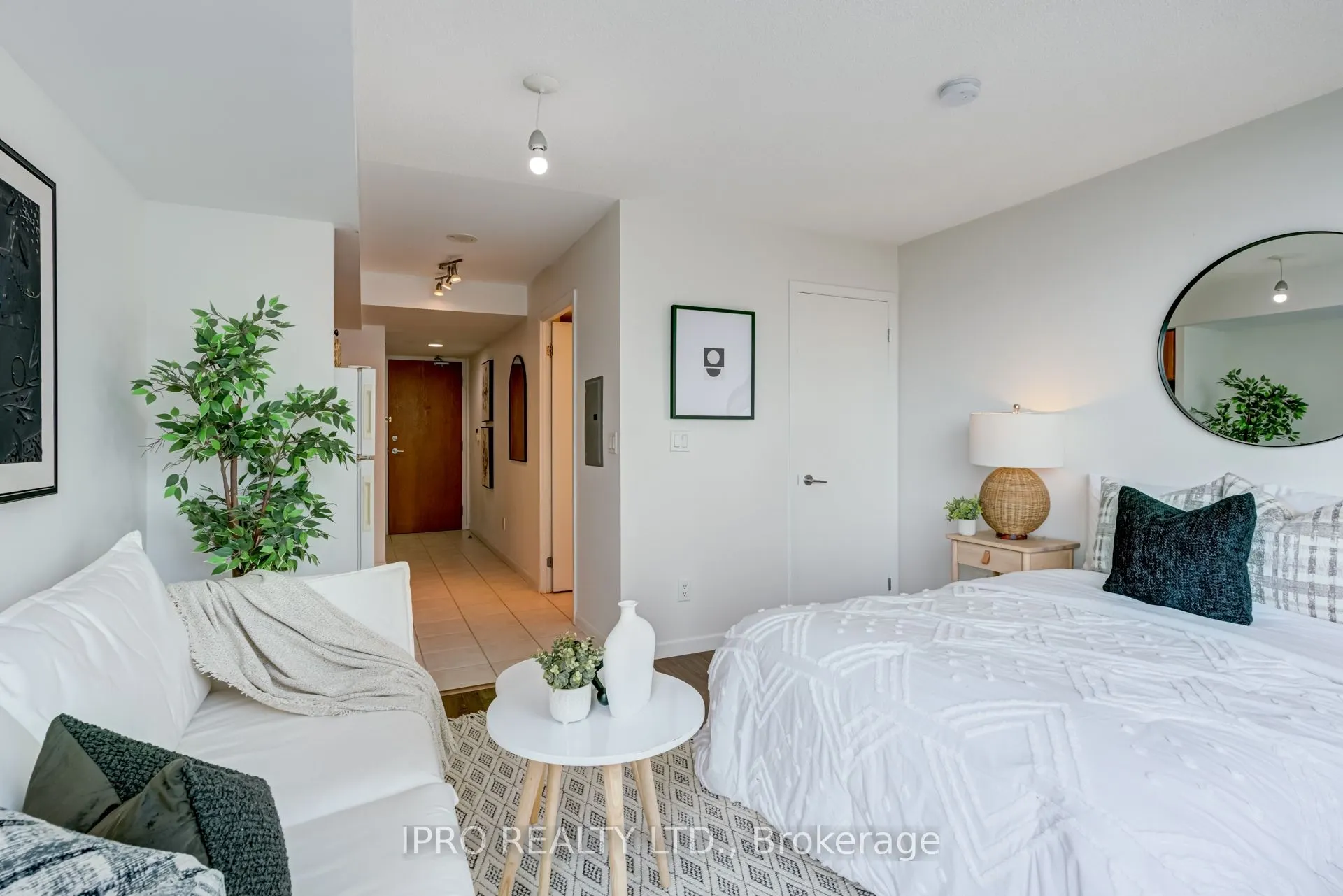219 Fort York Boulevard, #1407