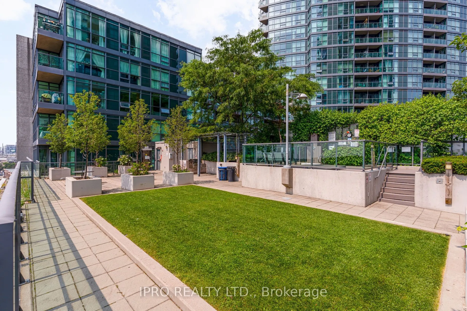 219 Fort York Boulevard, #1407