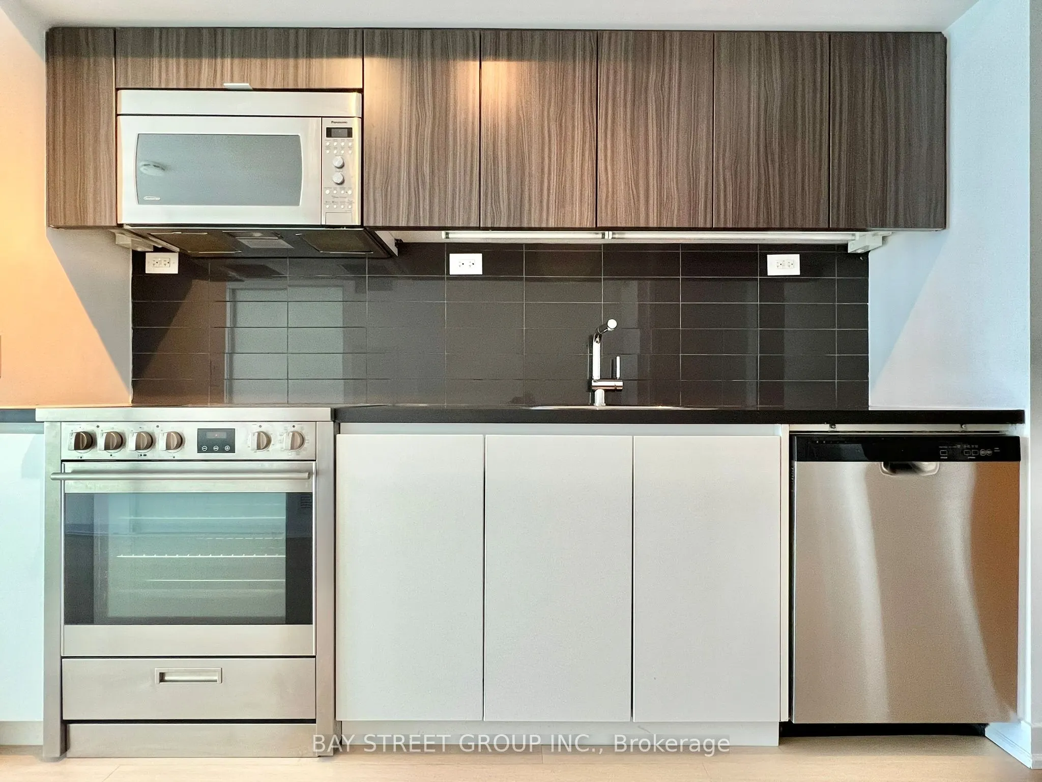 75 Queens Wharf Road, #2611