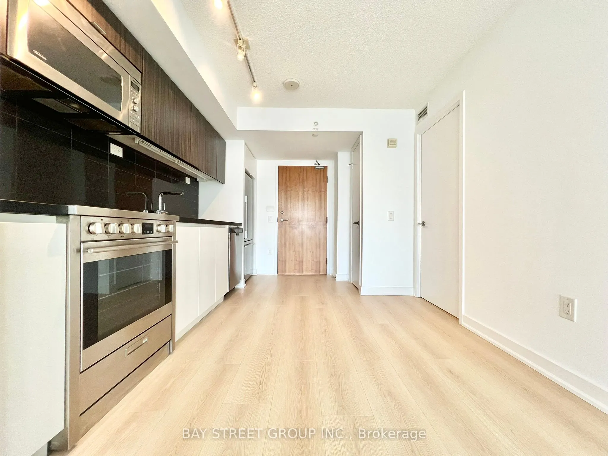 75 Queens Wharf Road, #2611