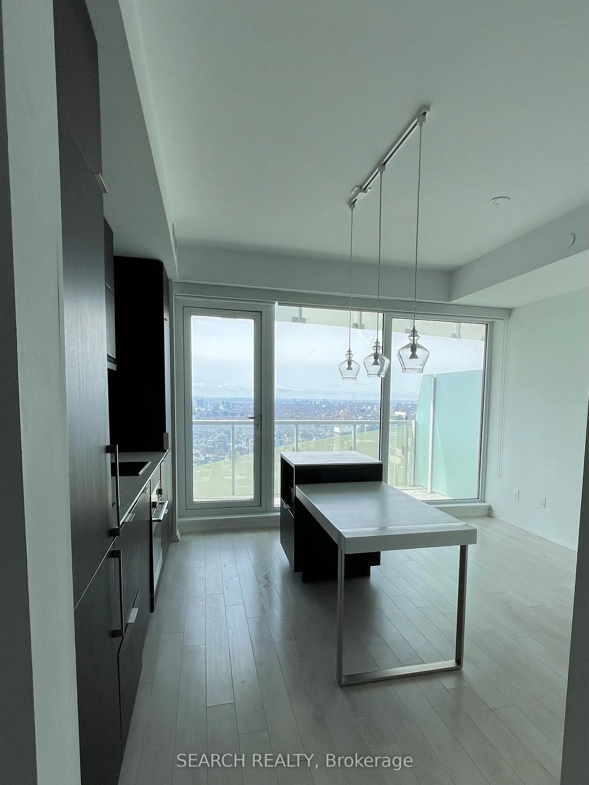 197 Yonge Street, #5211