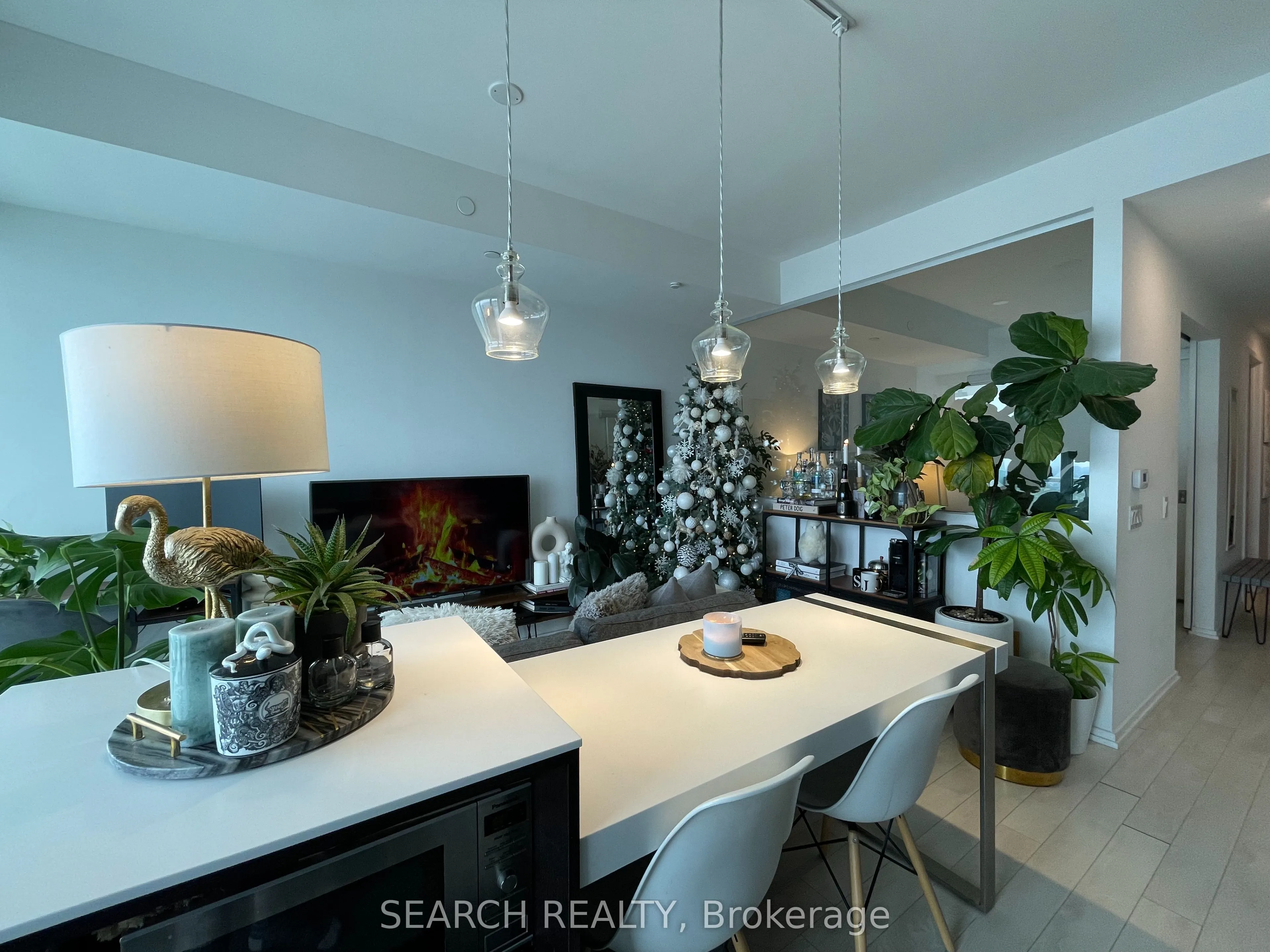 197 Yonge Street, #5211