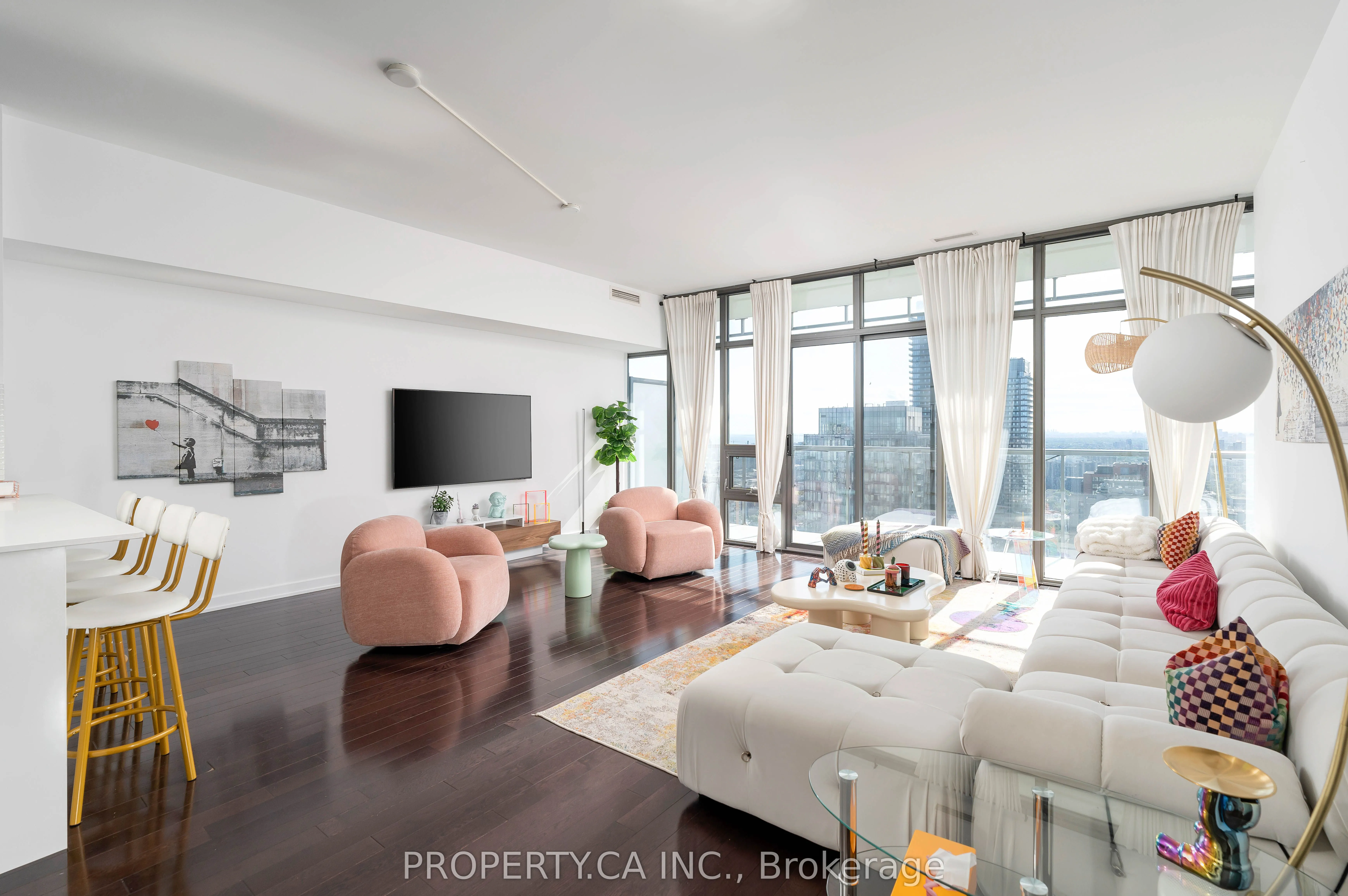 33 Charles Street E, #3606