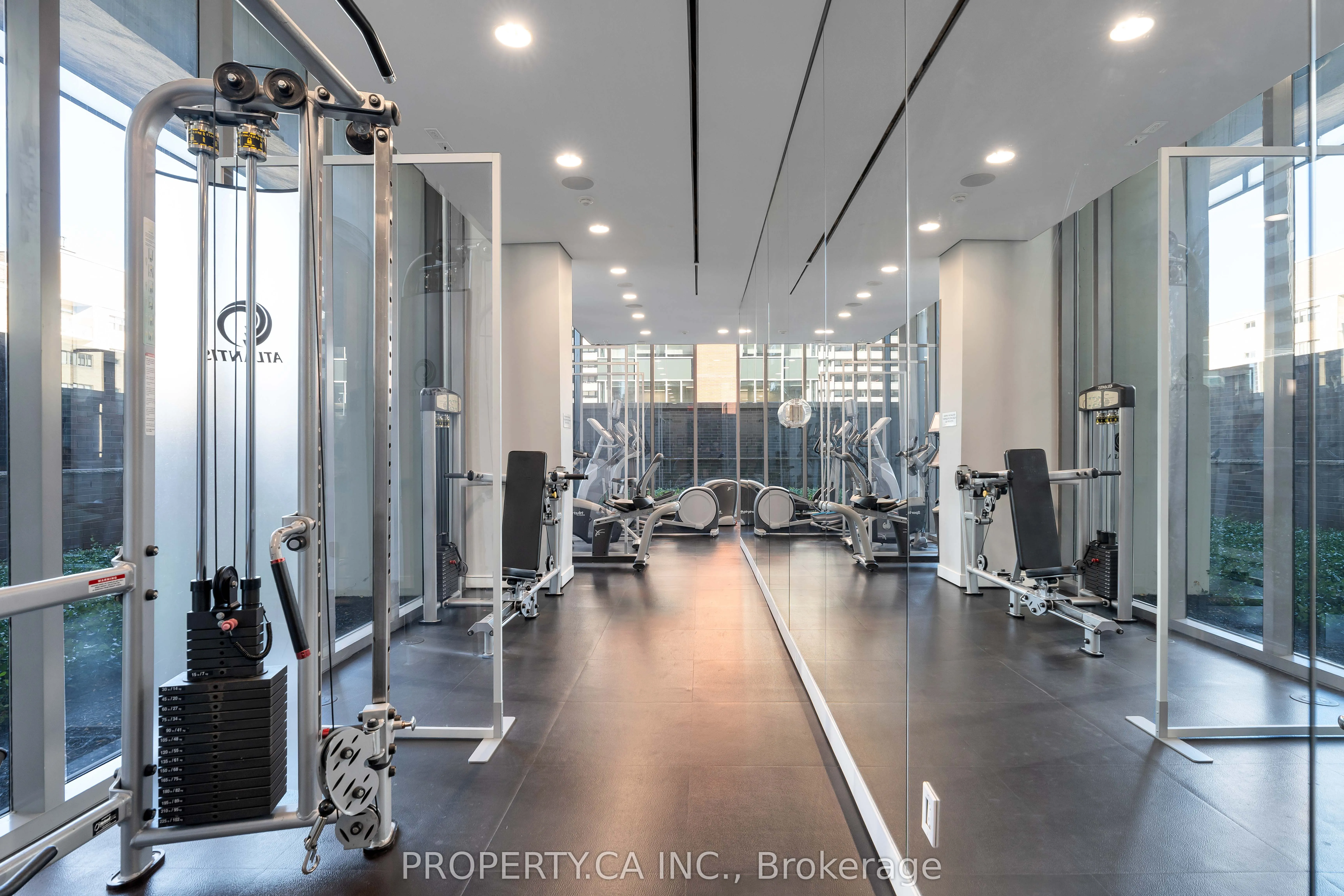33 Charles Street E, #3606