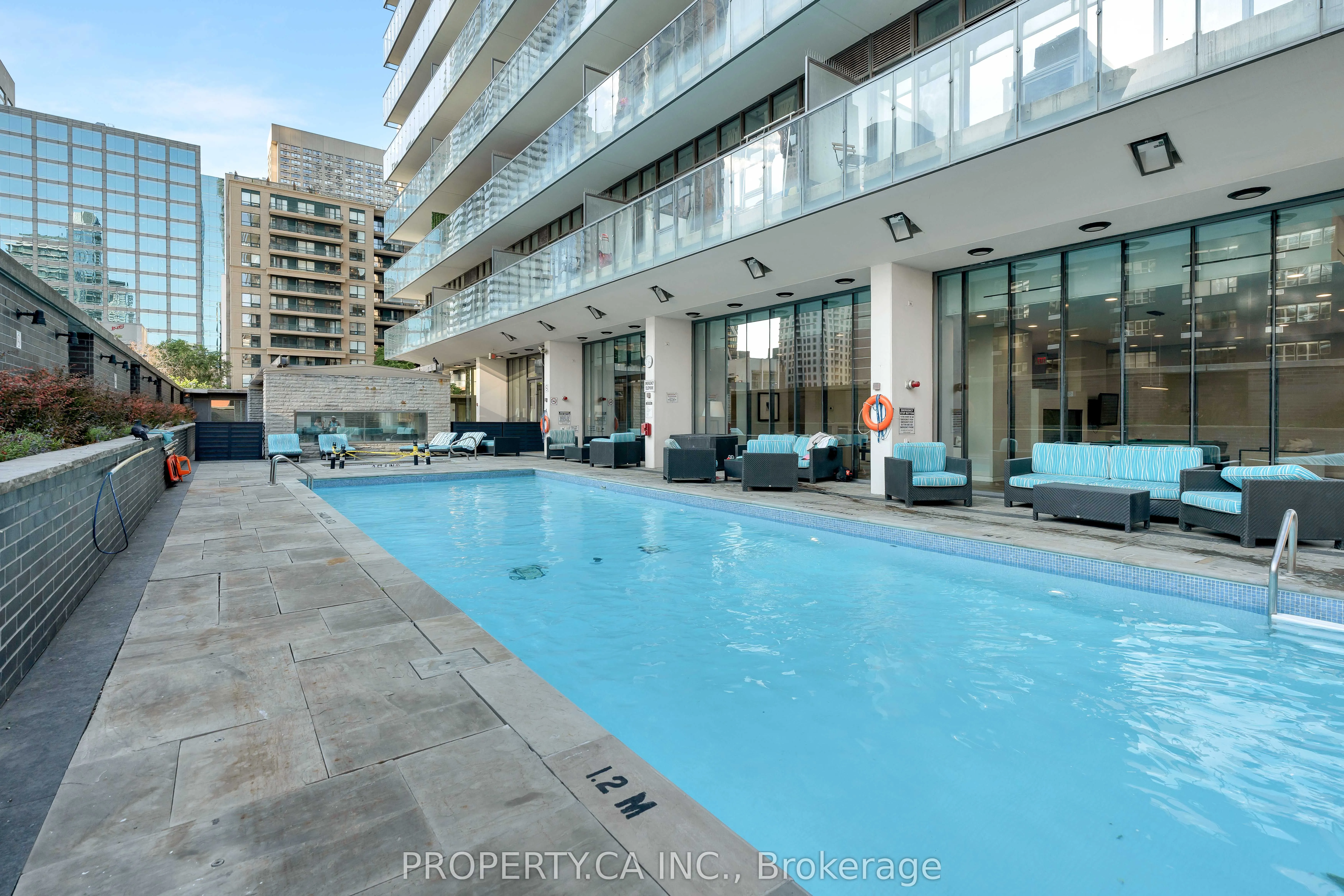33 Charles Street E, #3606