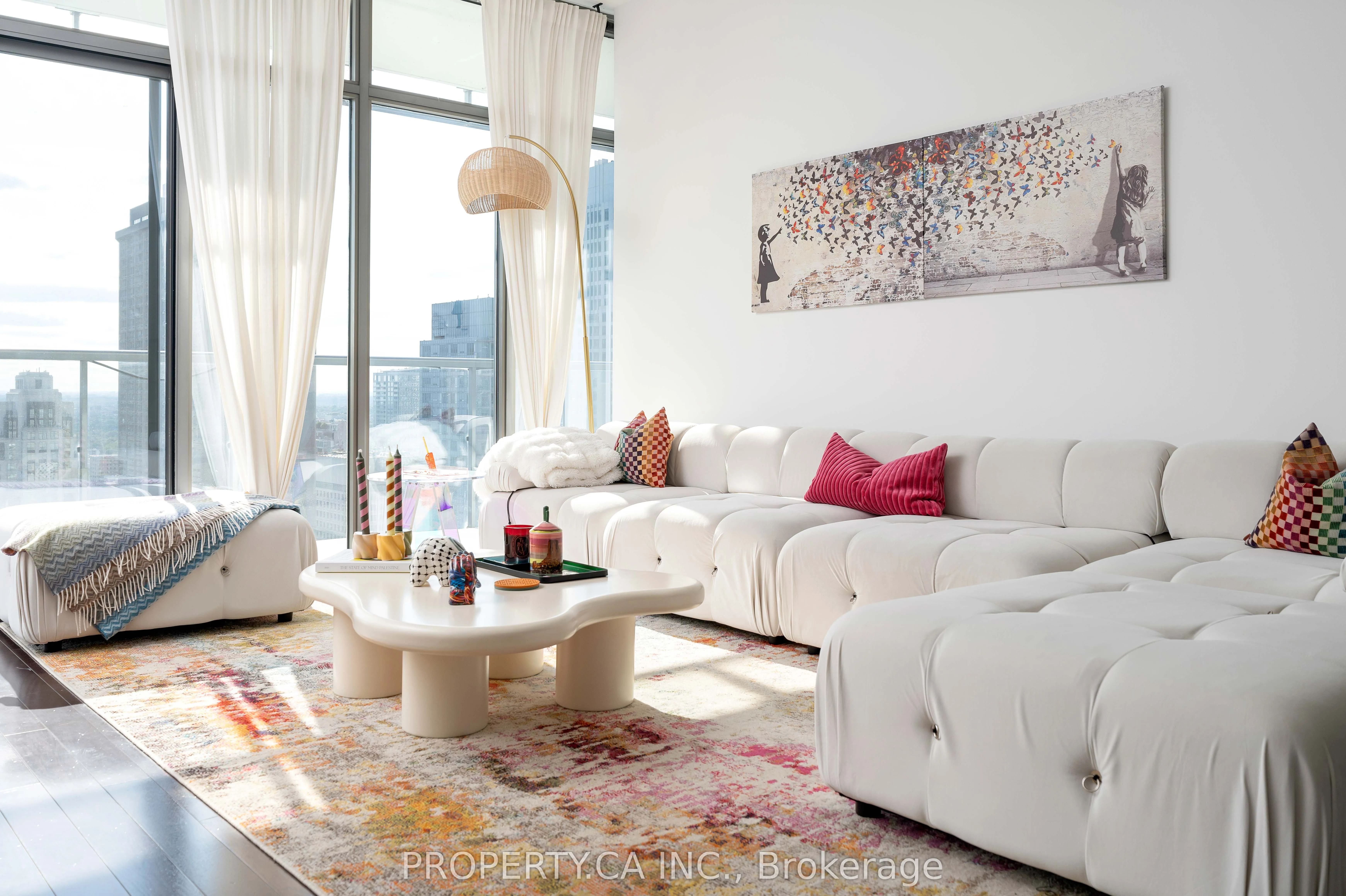 33 Charles Street E, #3606