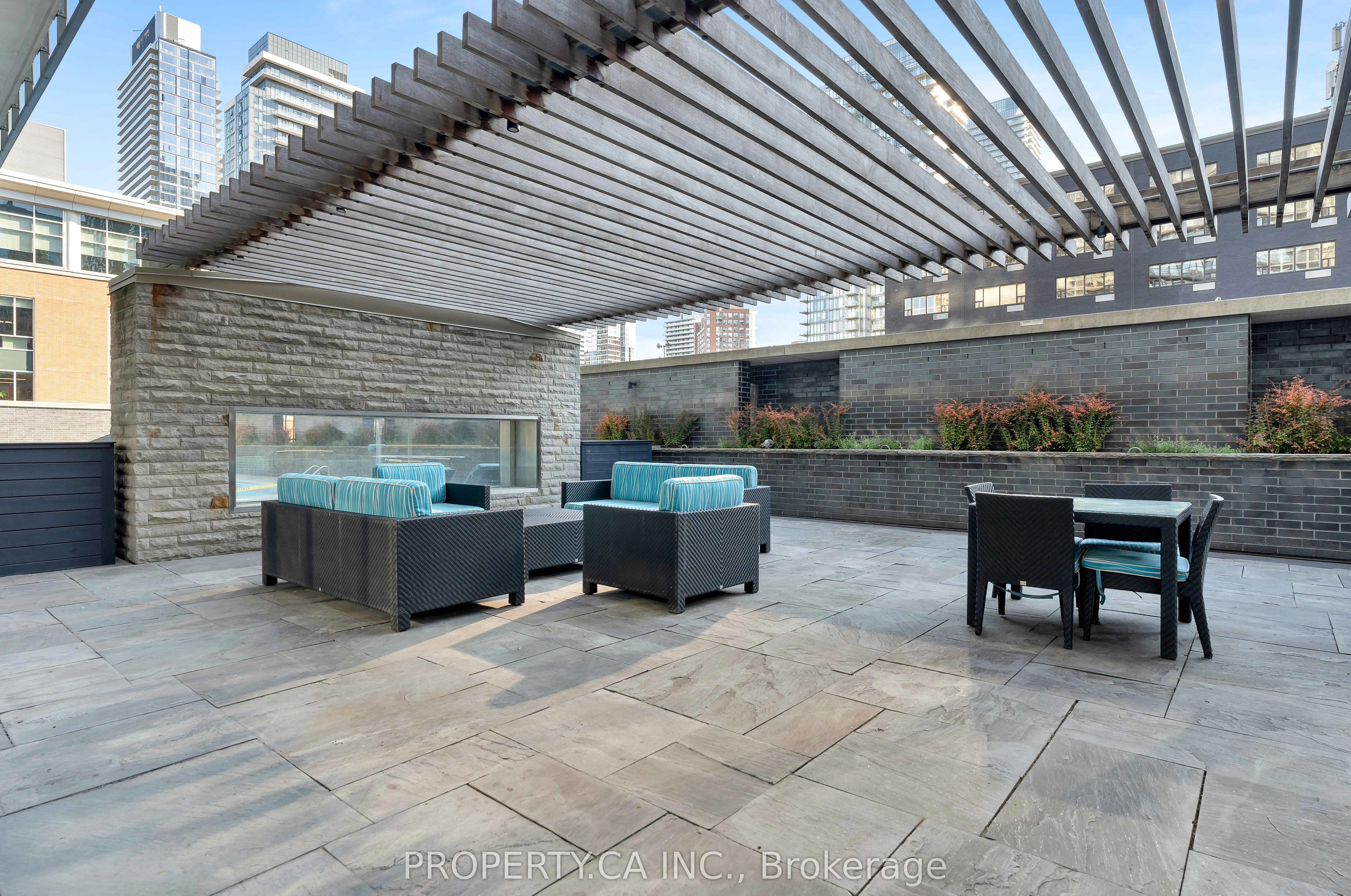 33 Charles Street E, #3606