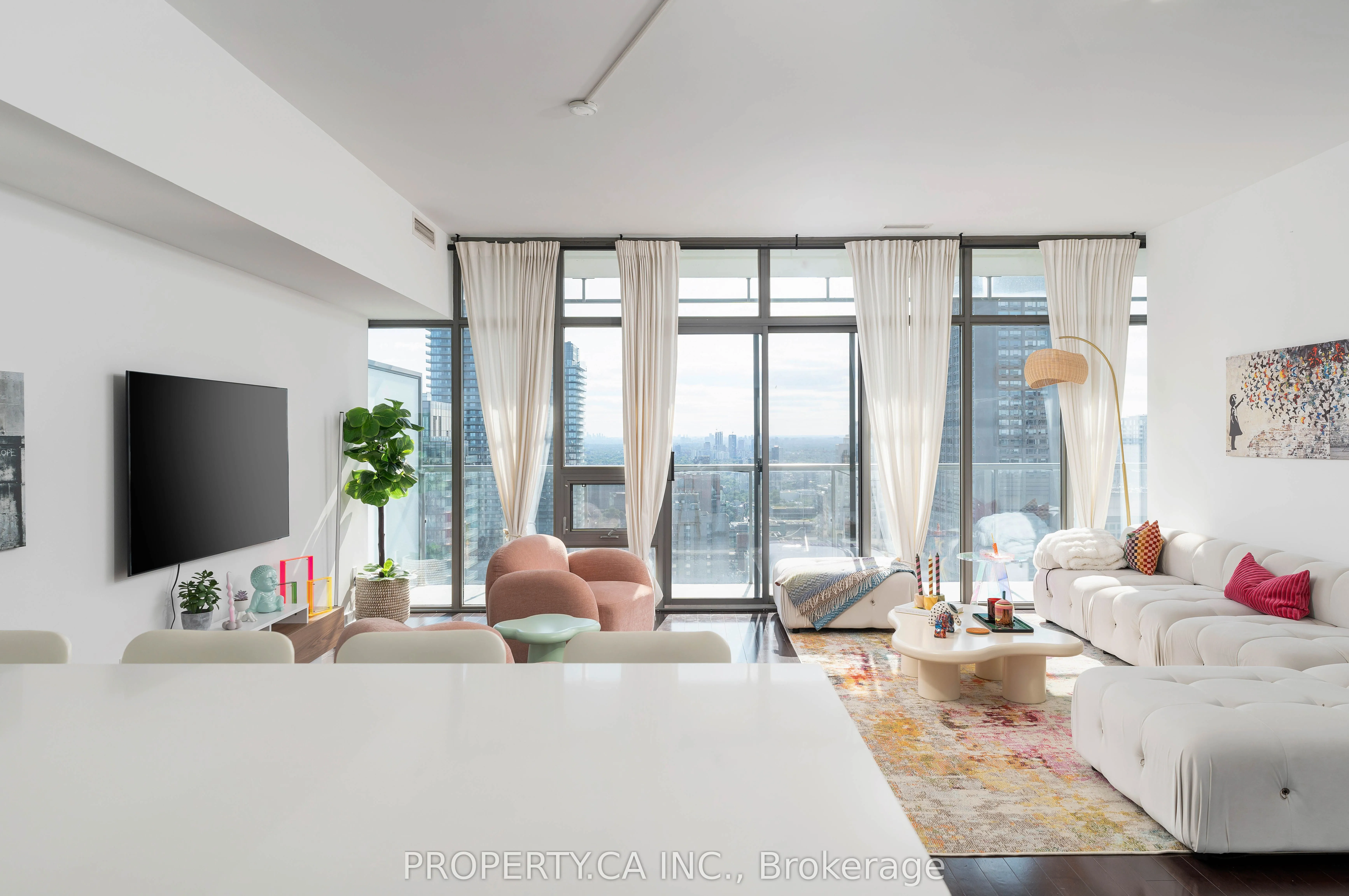 33 Charles Street E, #3606