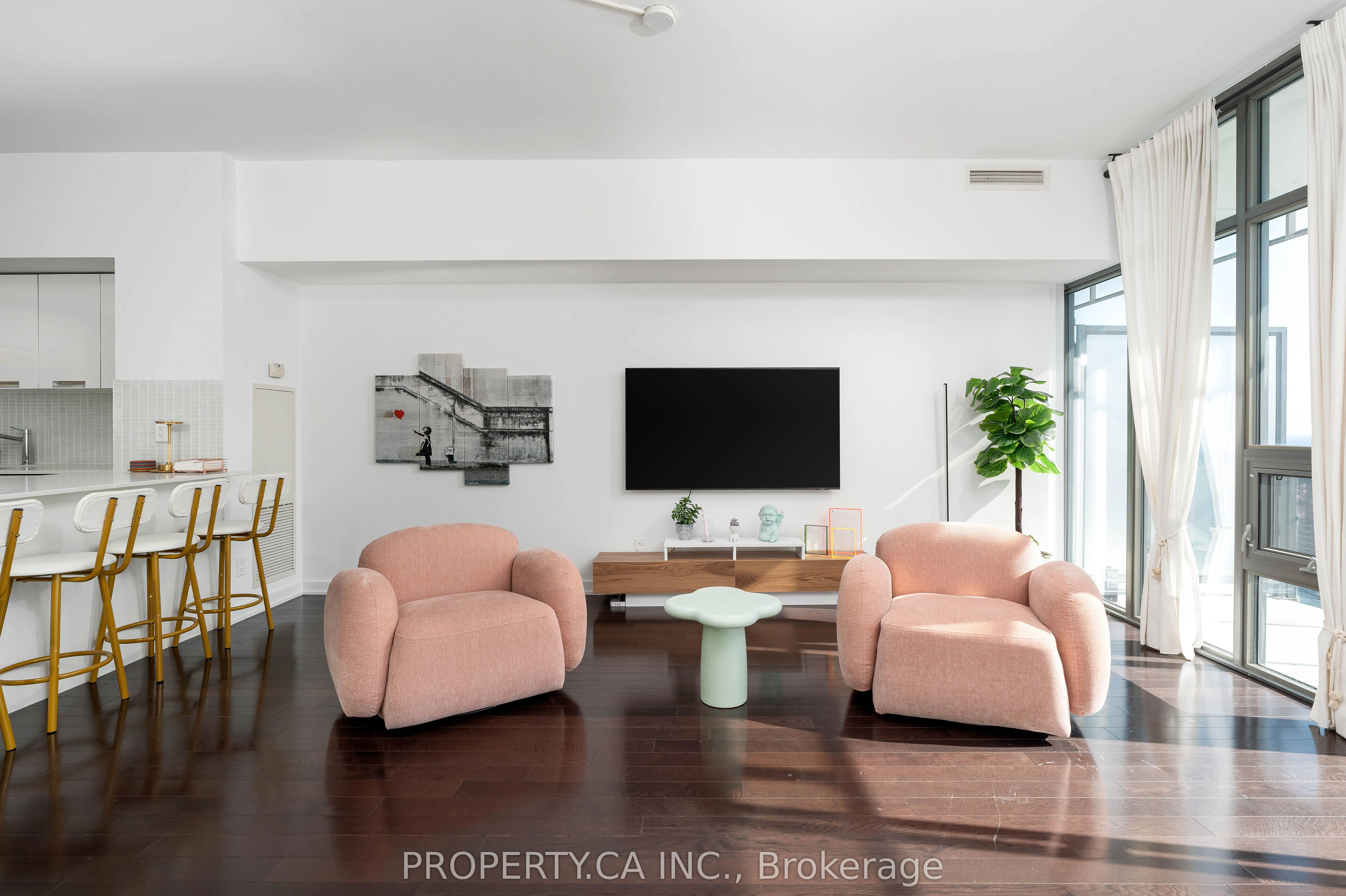 33 Charles Street E, #3606