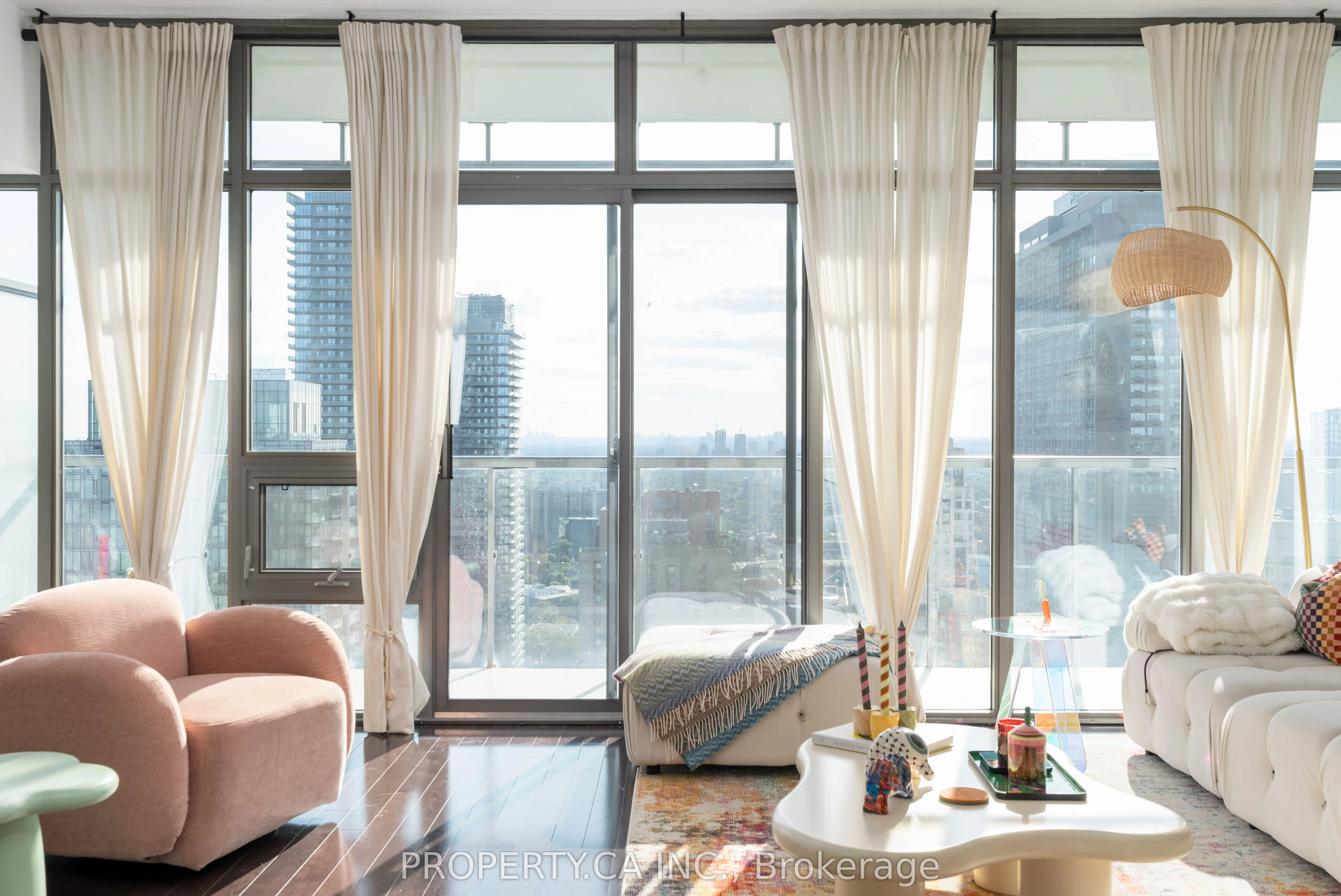 33 Charles Street E, #3606