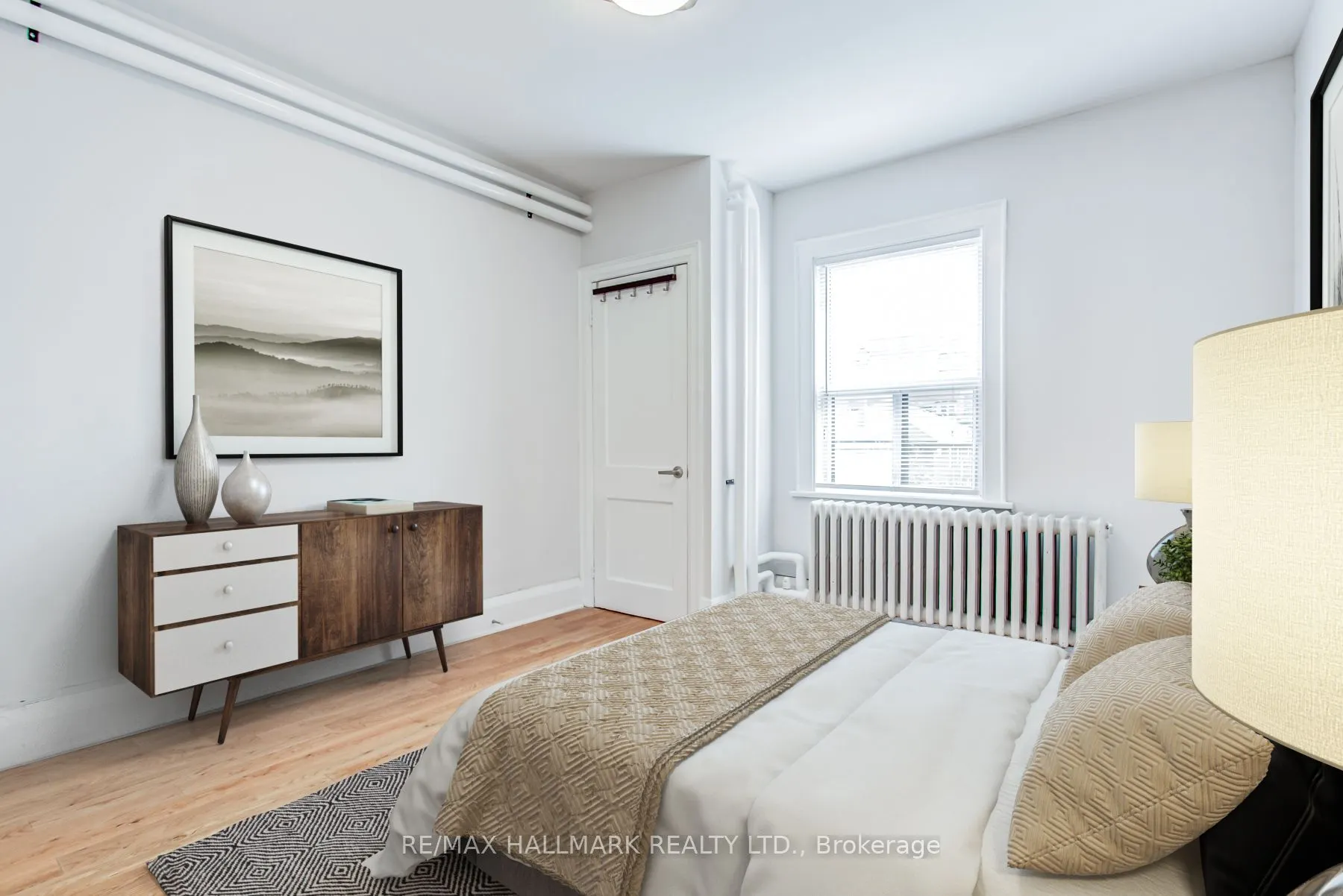 27 Sherwood Avenue, #4