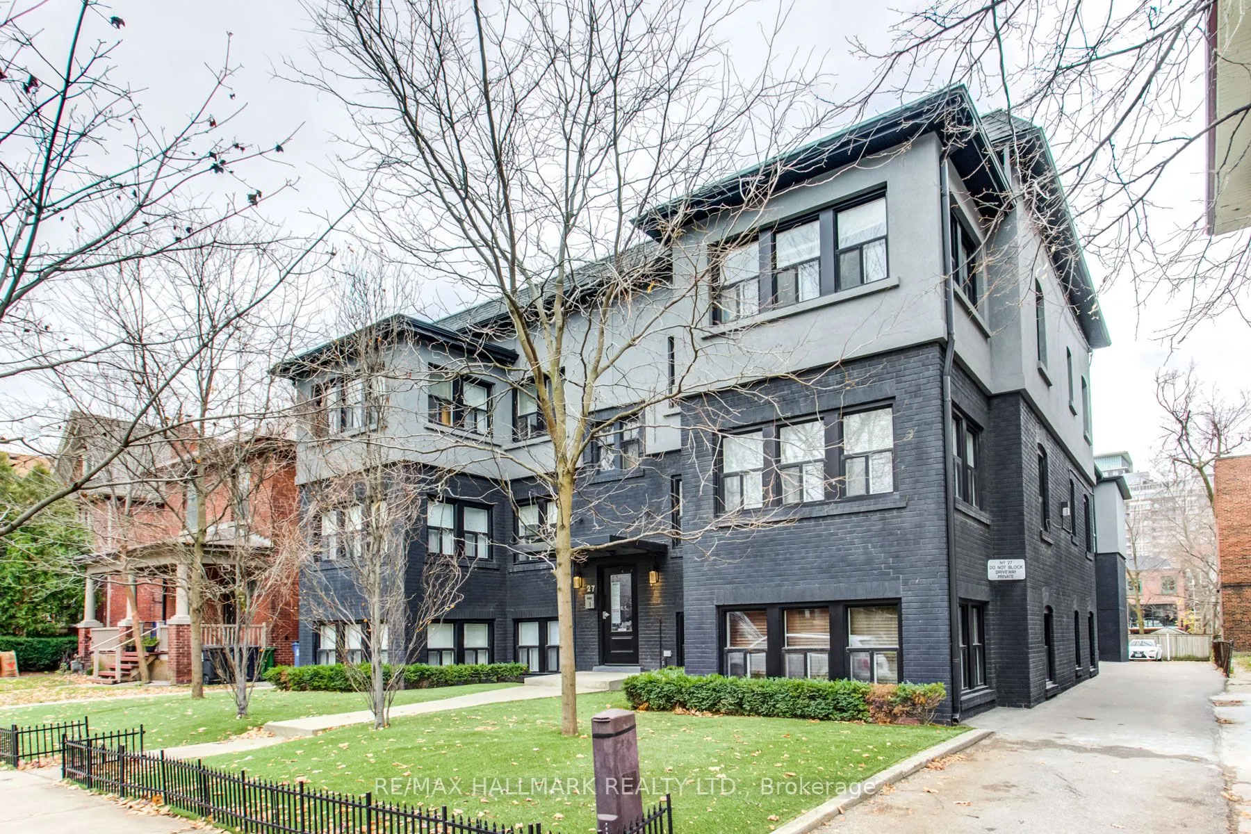 27 Sherwood Avenue, #4