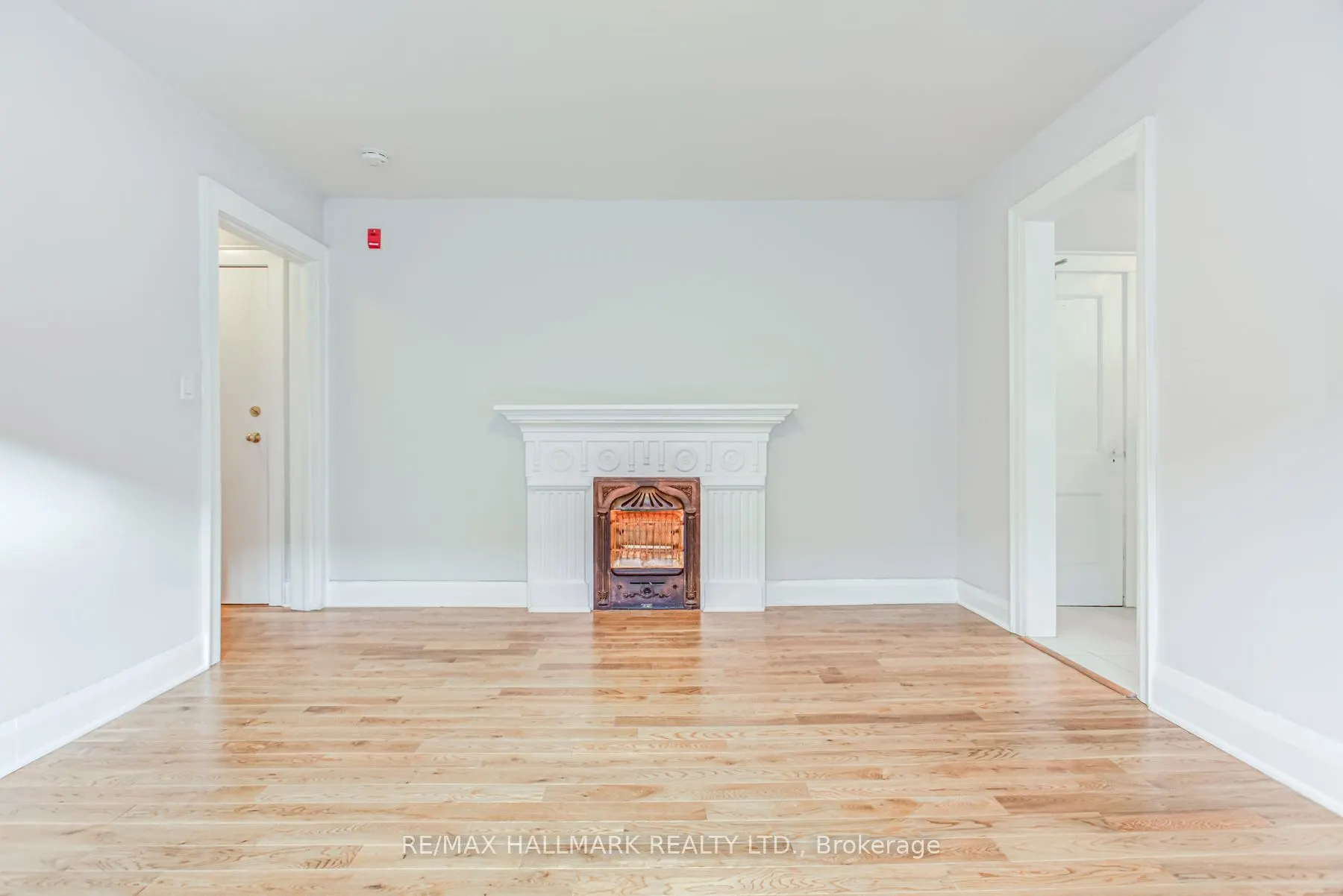 27 Sherwood Avenue, #4