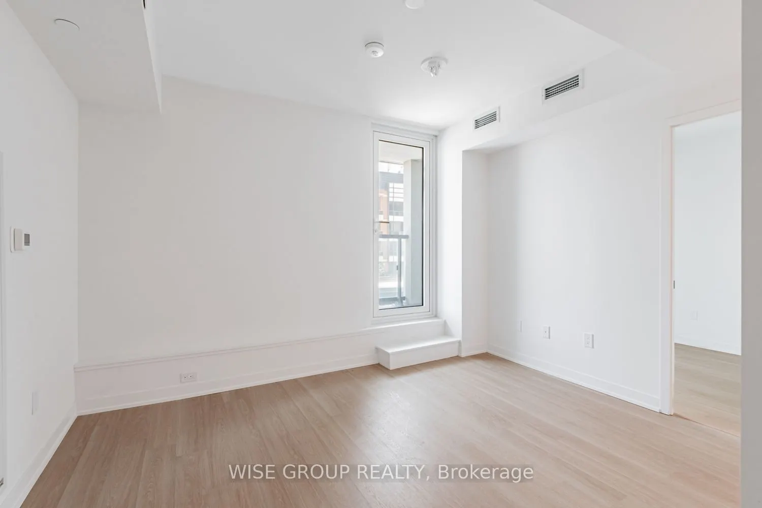 500 Wilson Avenue, #303