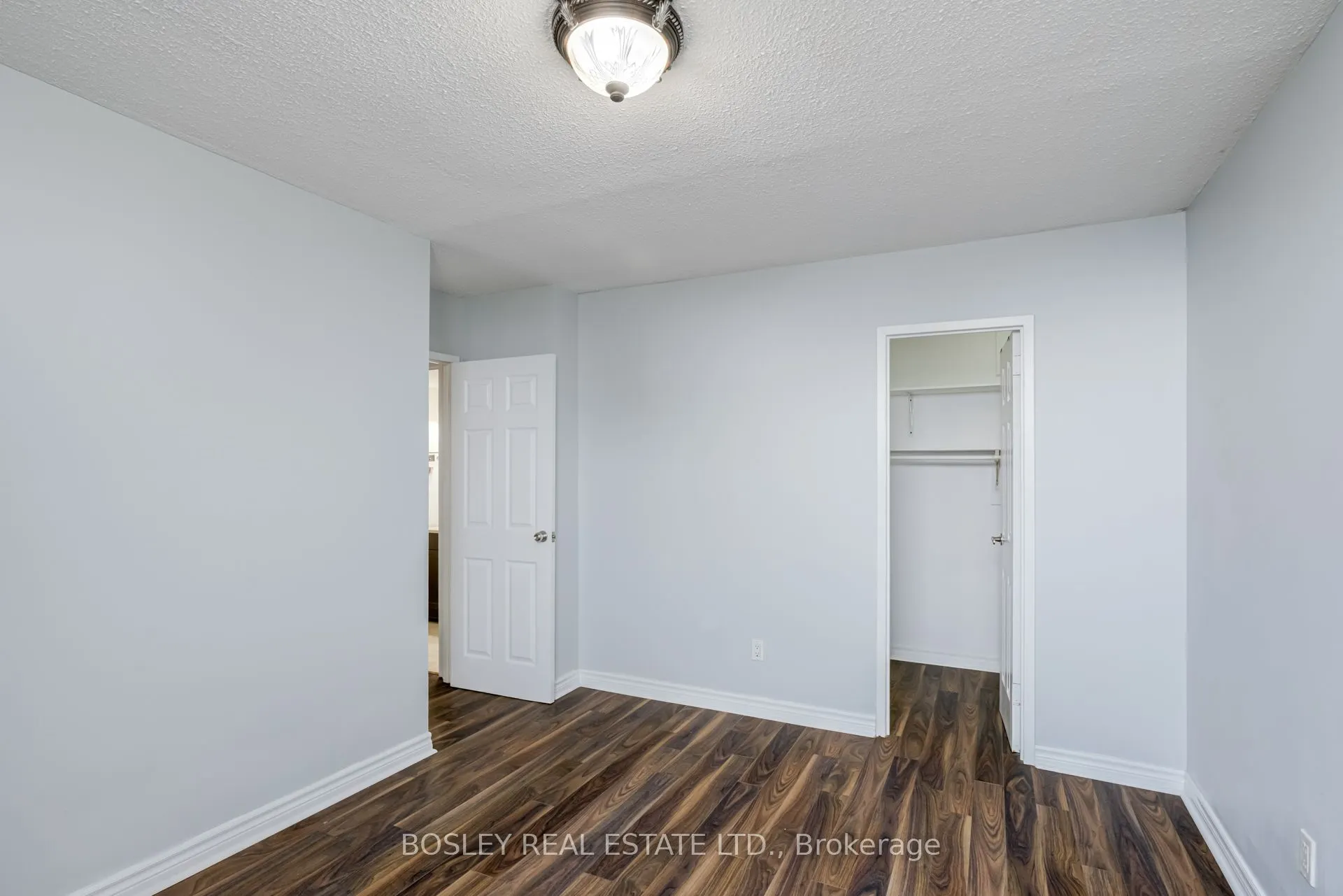 5 Parkway Forest Drive, #801