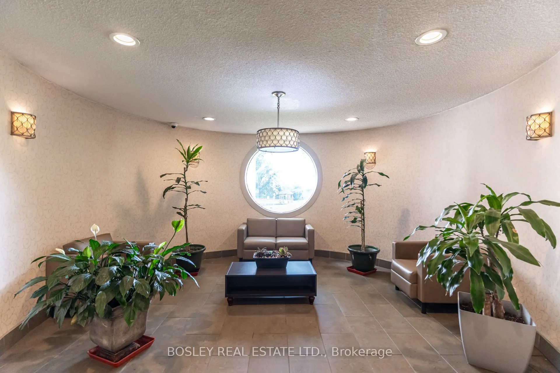 5 Parkway Forest Drive, #801