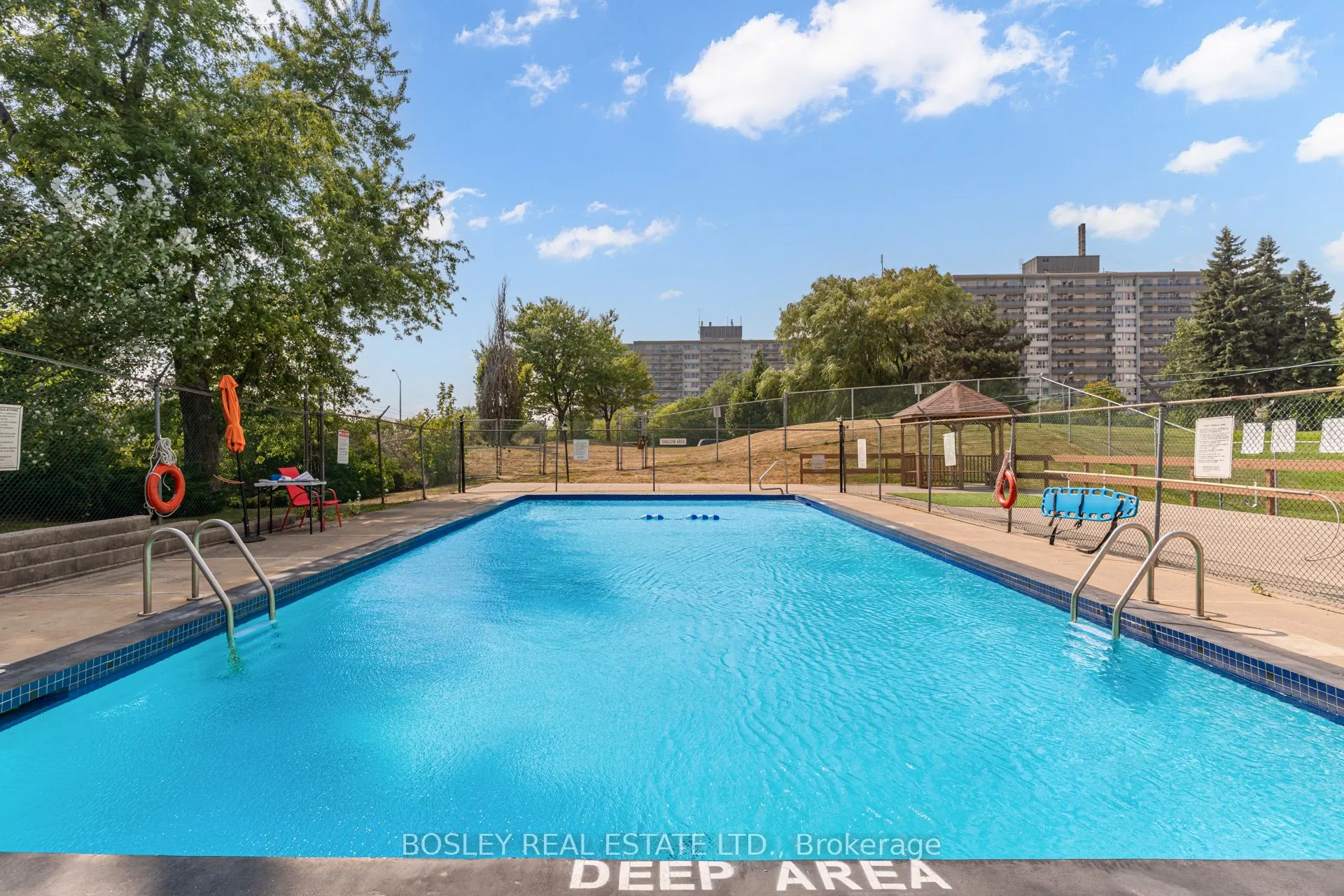 5 Parkway Forest Drive, #801