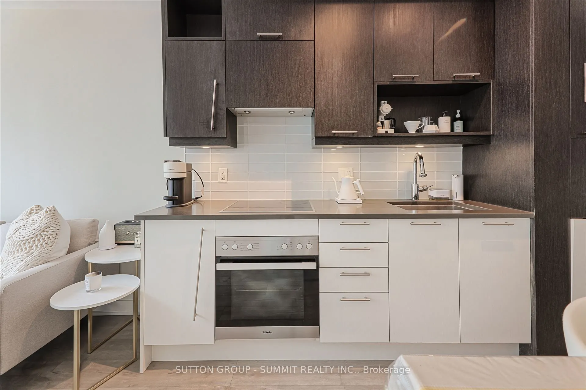30 Nelson Street, #1008