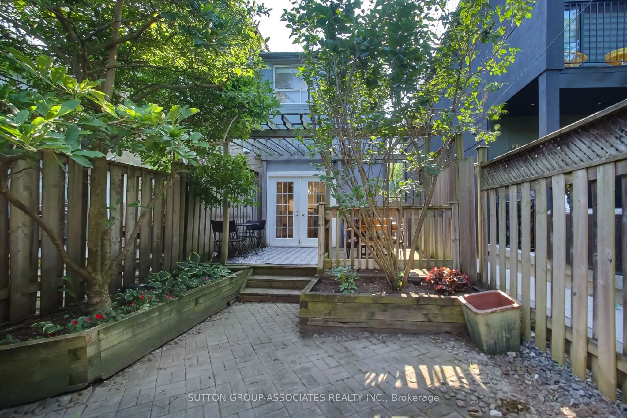 177 Humewood Drive