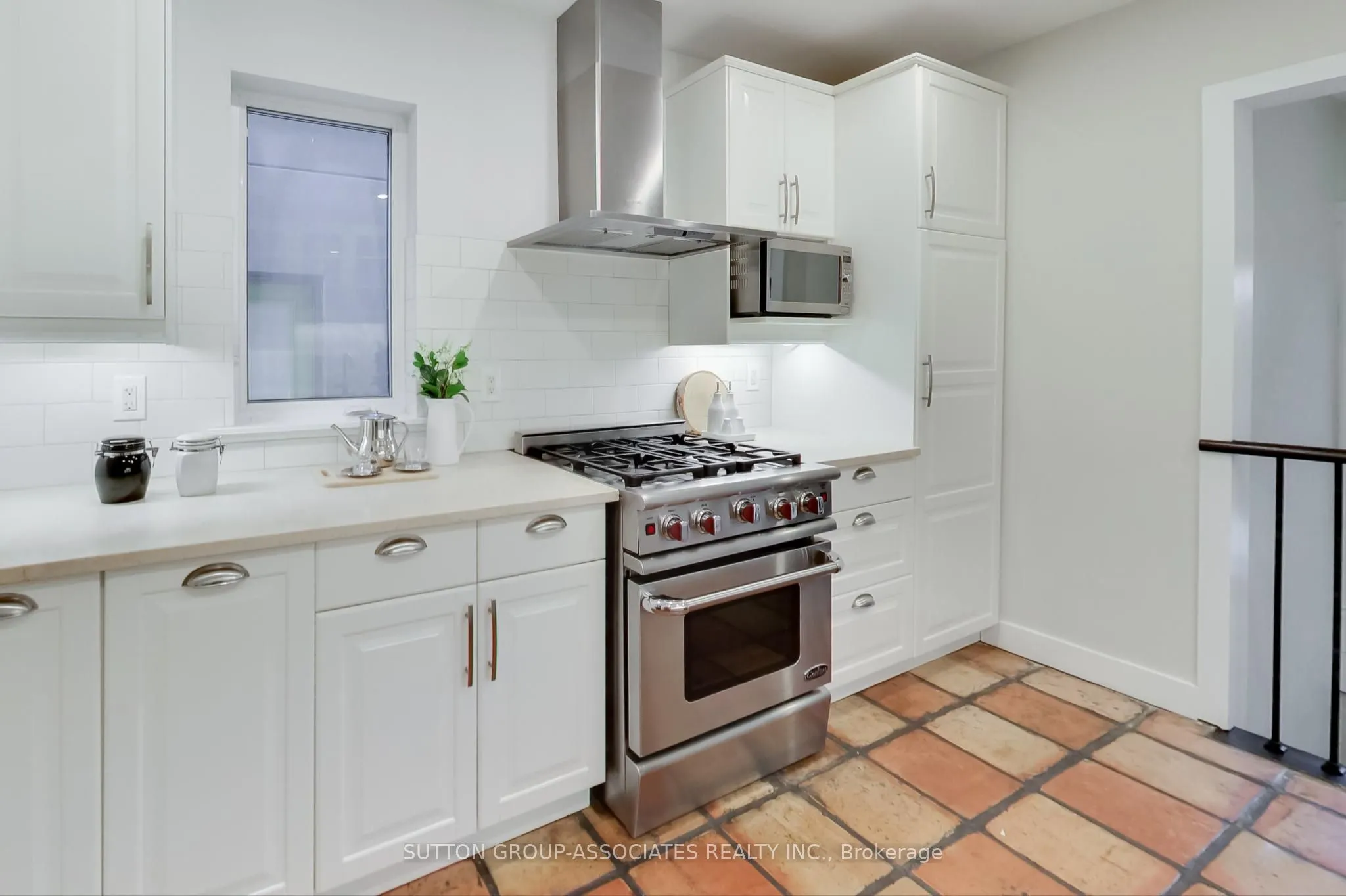 177 Humewood Drive