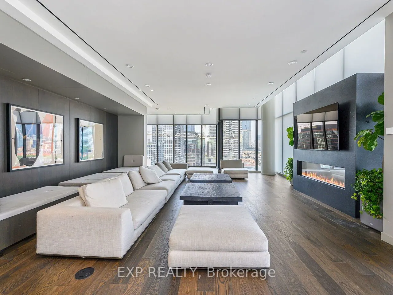 12 Bonnycastle Street N, #908