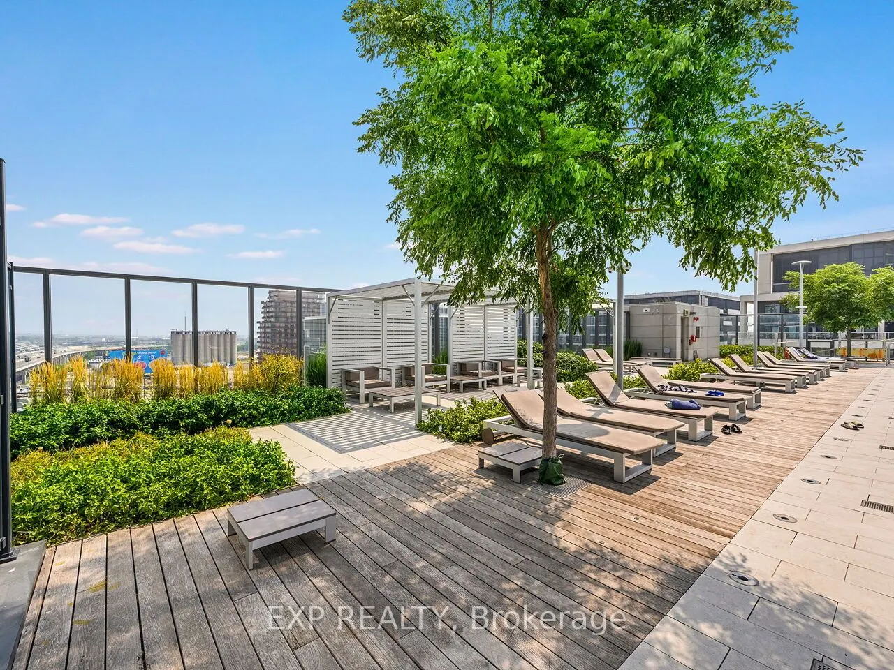 12 Bonnycastle Street N, #908